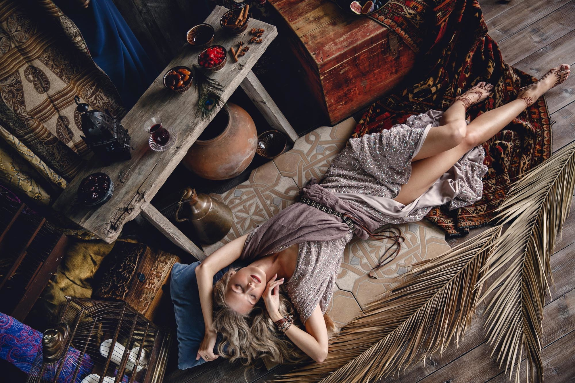 Фотосессия для девушки в восточном стиле