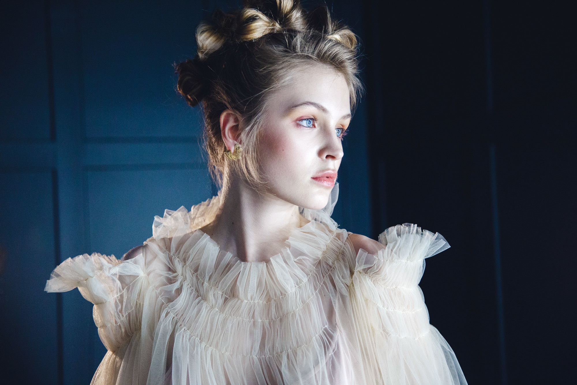 Лукбук для дизайнера платьев