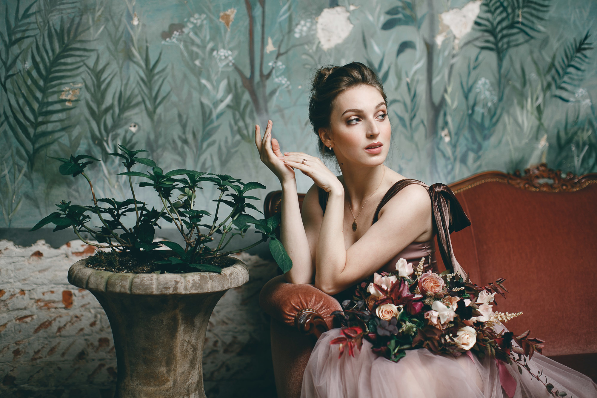 Фотосессия в усадьбе в стиле эпохи Возрождения