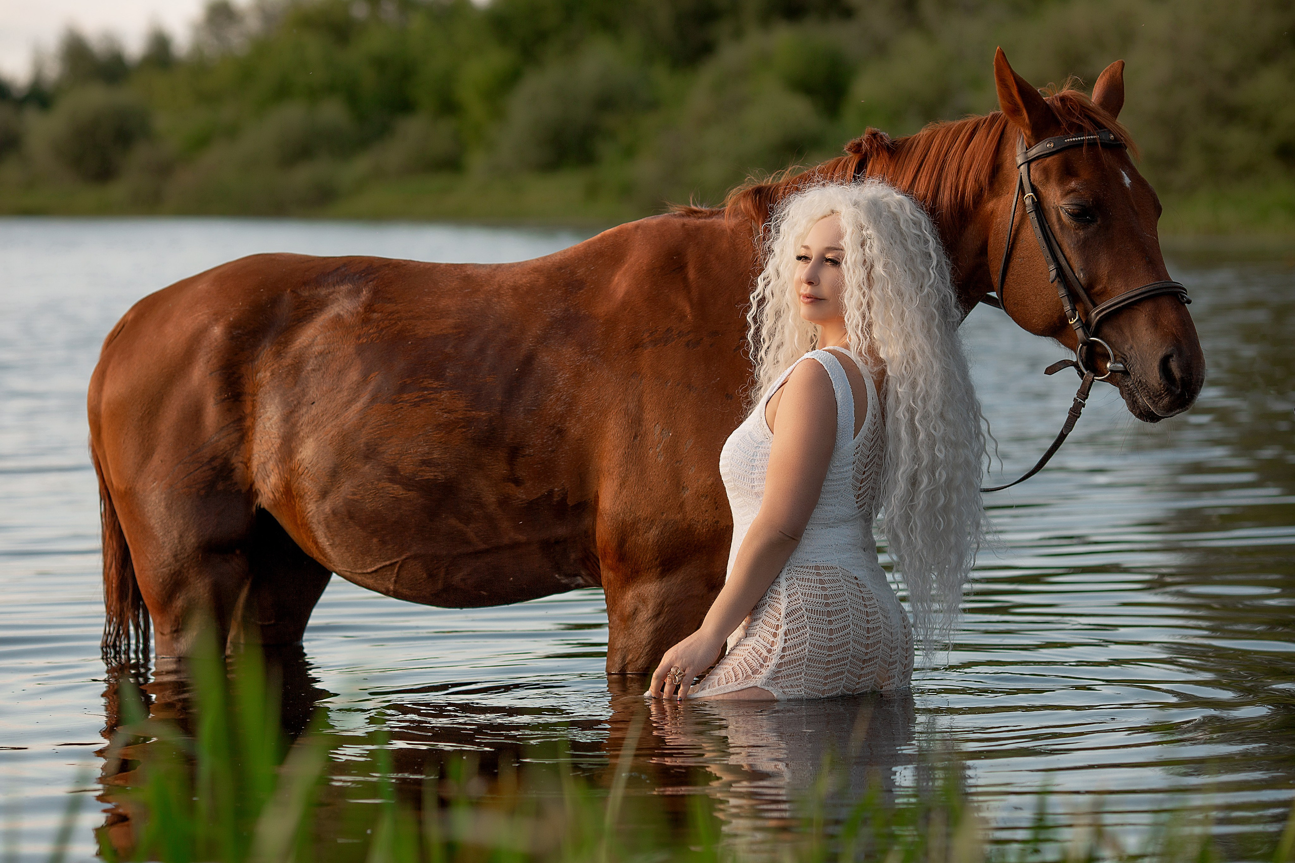 Олена и Алтан. Фотосессия с лошадьми в Нижнем Новгороде