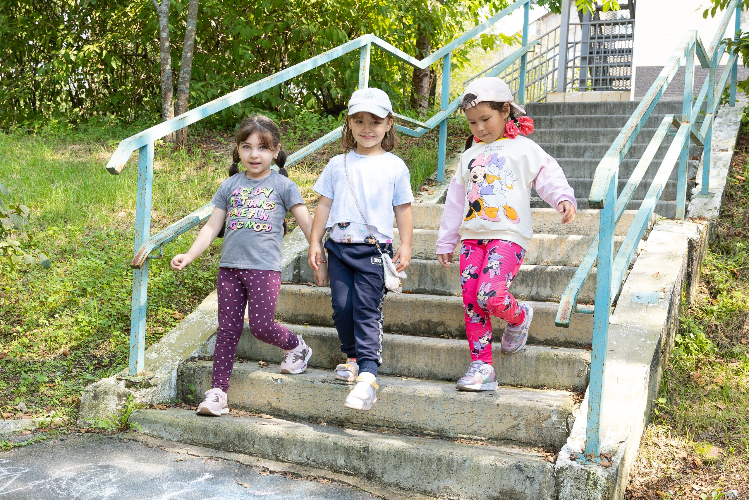 подготовка к съемке в детском саду, подготовка к фотосессии