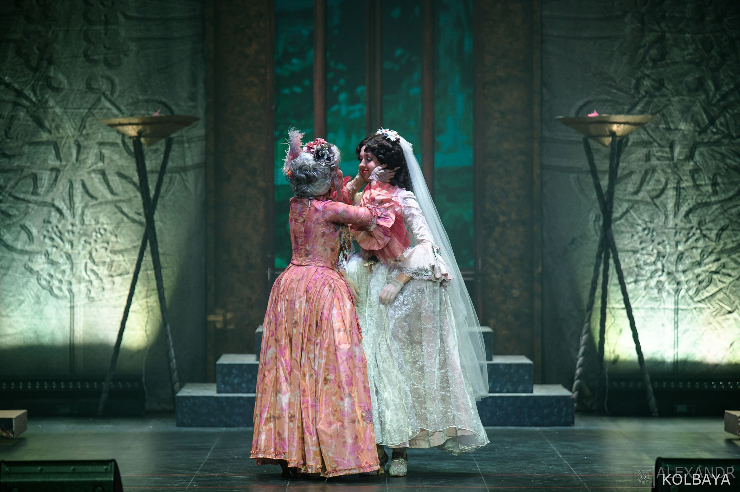 Опасные связи. Концертный и театральный репортажный фотограф в Москве Александр Колбая