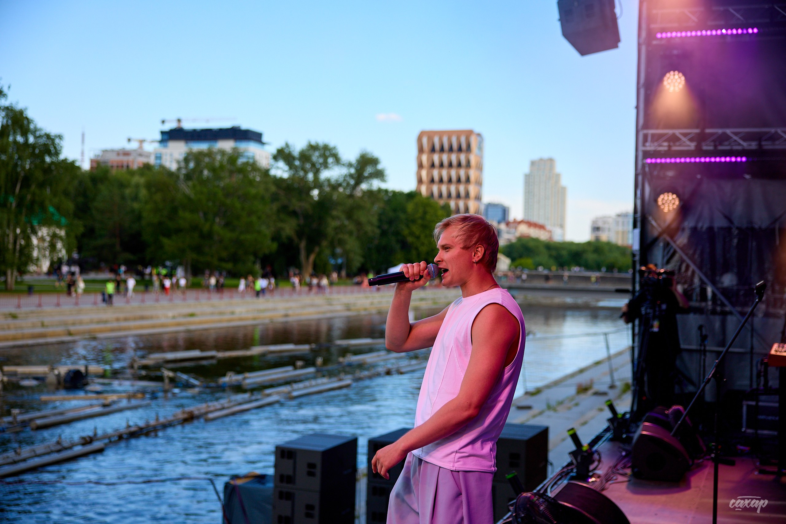Фестиваль Ural Music Night 2026. Профессиональный фотограф в Екатеринбурге Юра Сахар