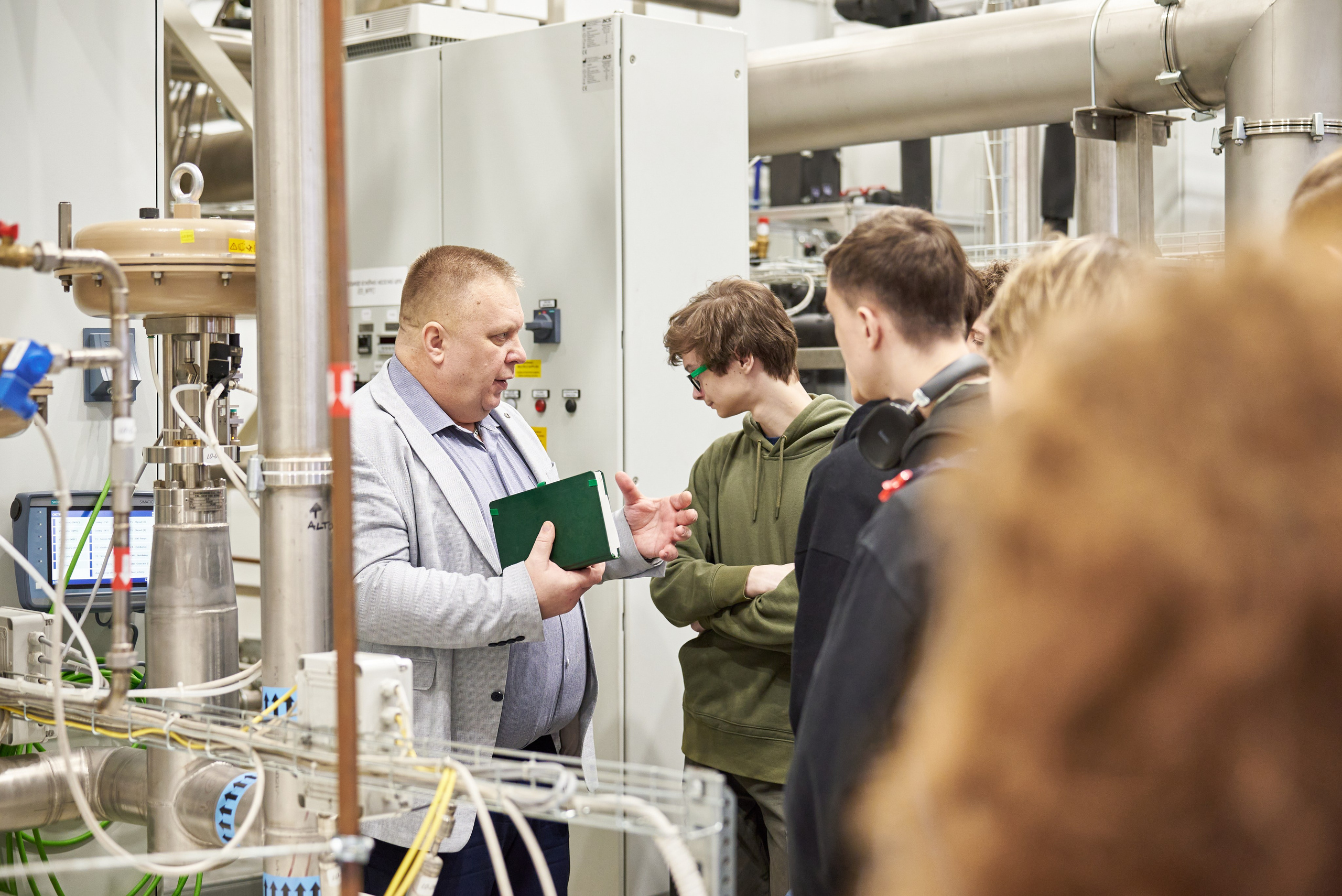 Экскурсия в «Газпром Космические системы». Фотограф Щёлково