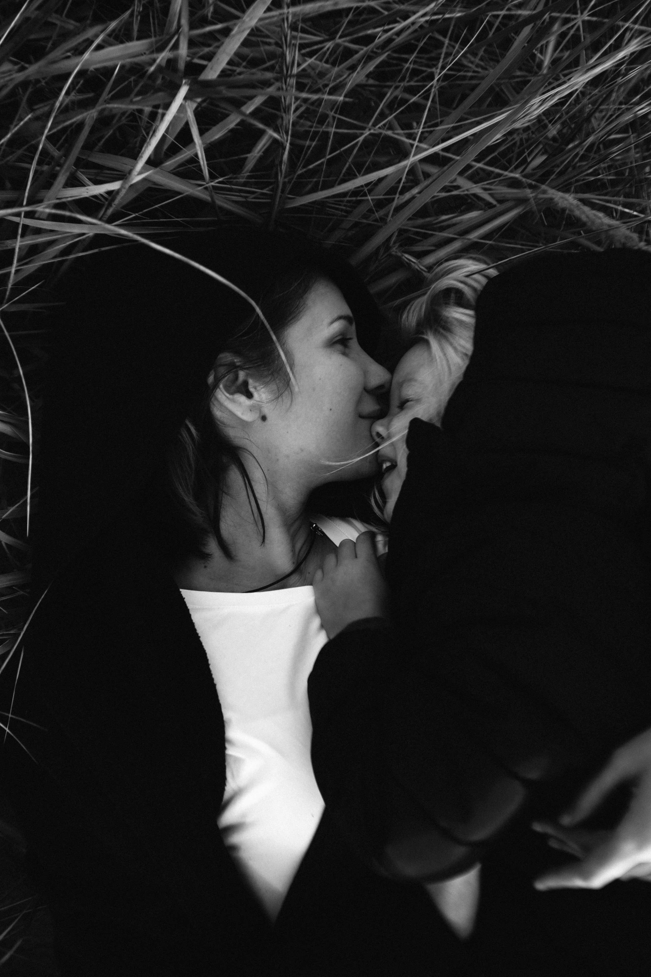 Оля и Варя. Свадебный фотограф Таня Караисаева