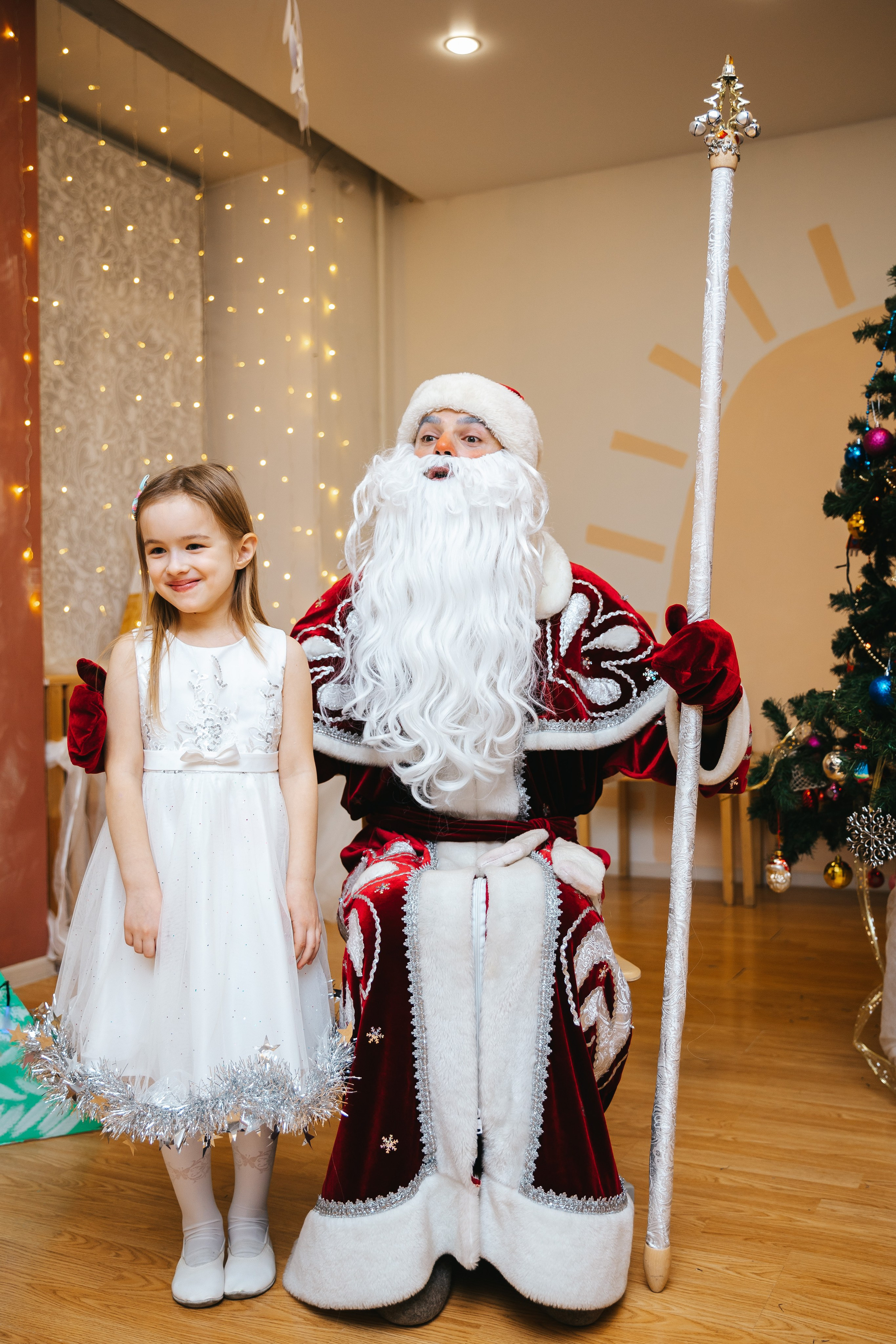 Новогодний утренник в Монтессори-садике. Семейный lifestyle фотограф в Санкт-Петербурге Людмила Пахомова