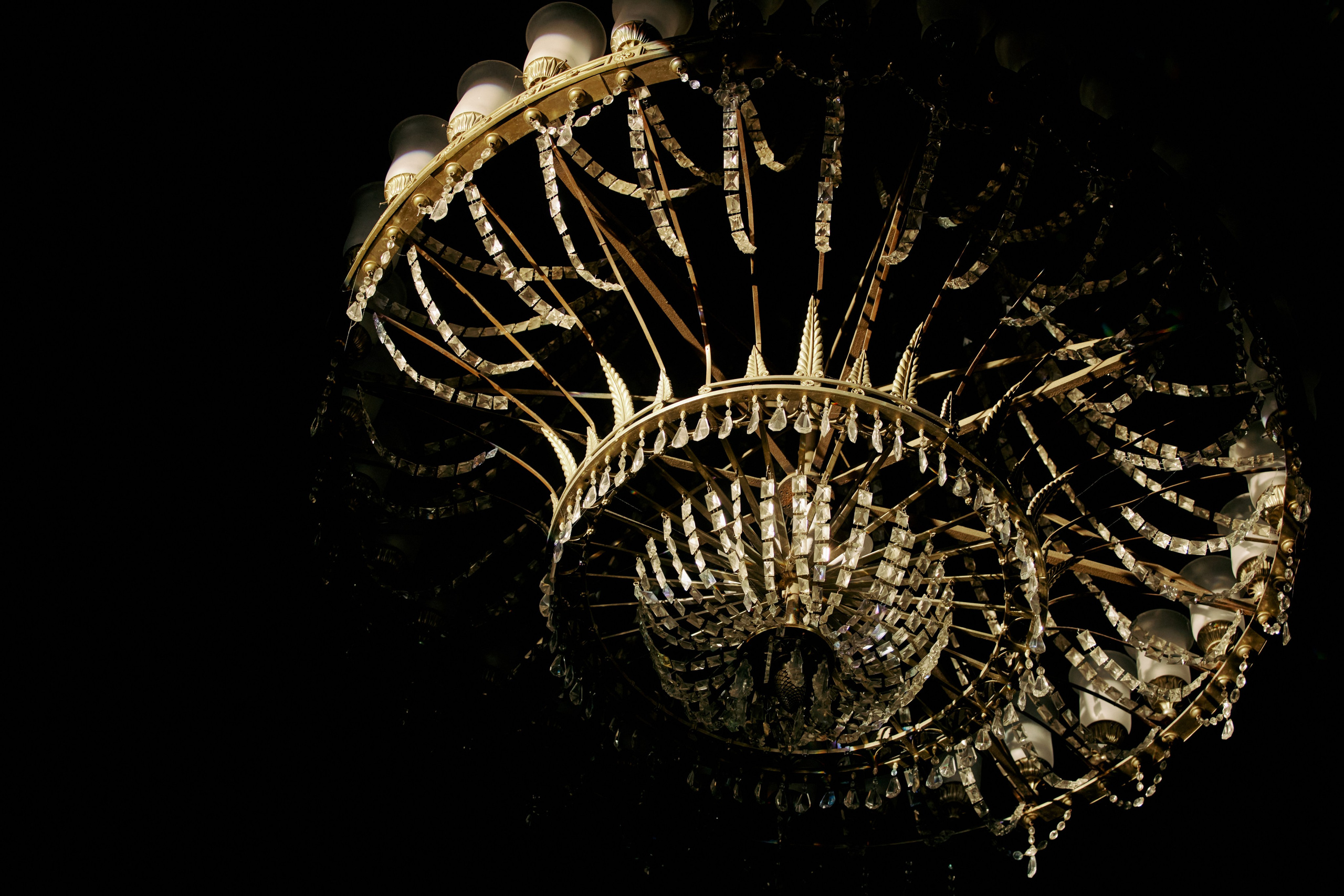 A MIRROR IS ONLY A HEART.preamble. Дмитрий Мазуркевич: Профессиональный Репортажный Фотограф