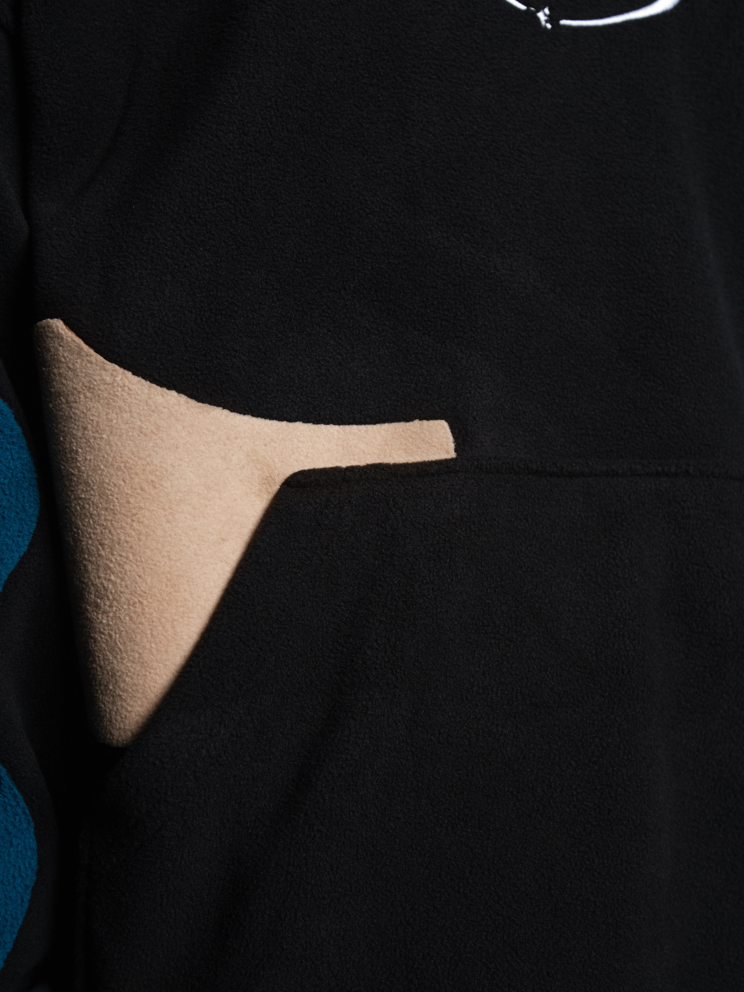 ЛУКБУК. RUNA production — стильные съемки для брендов