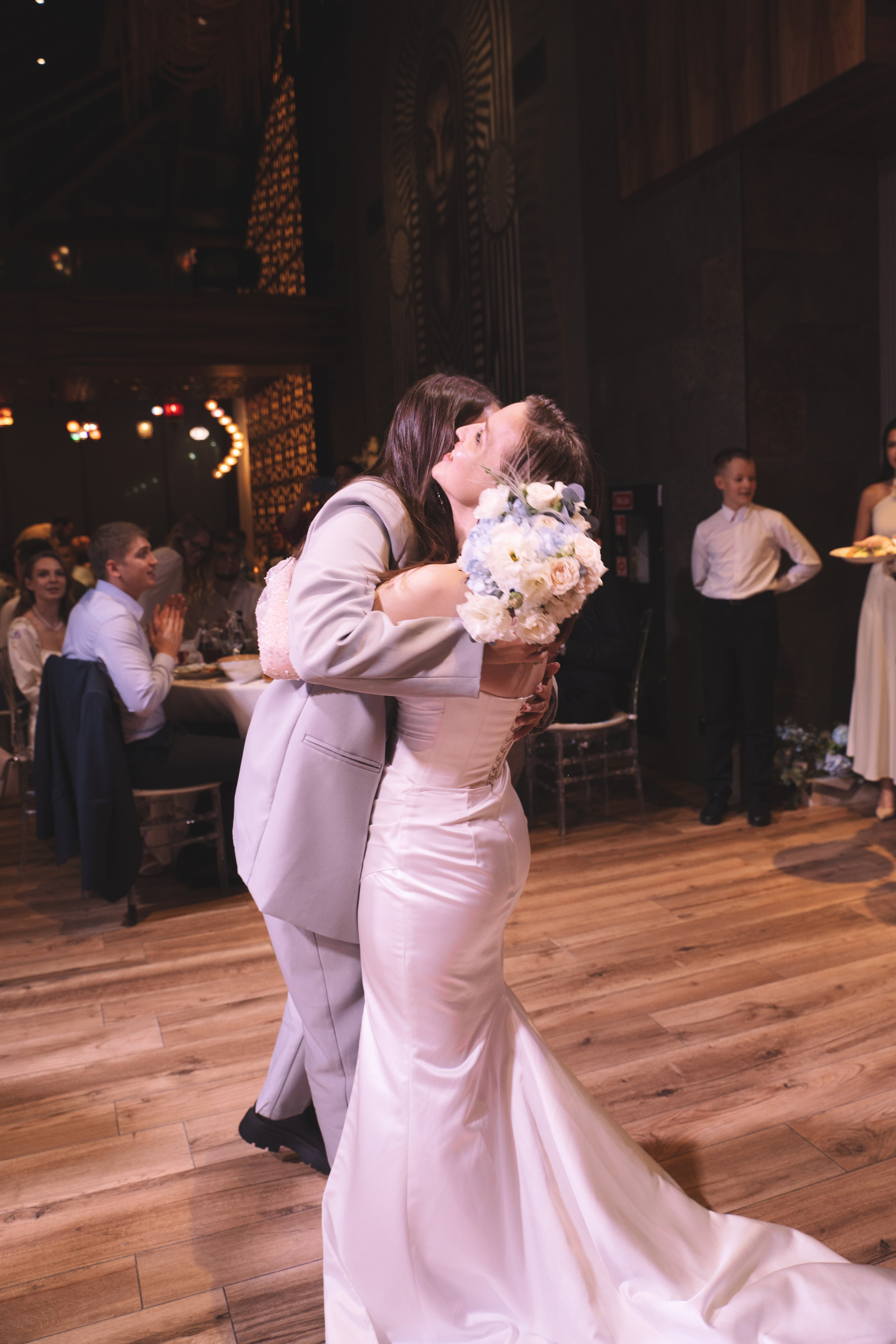 Антон и Кристина. Свадебный фотограф в Сургуте