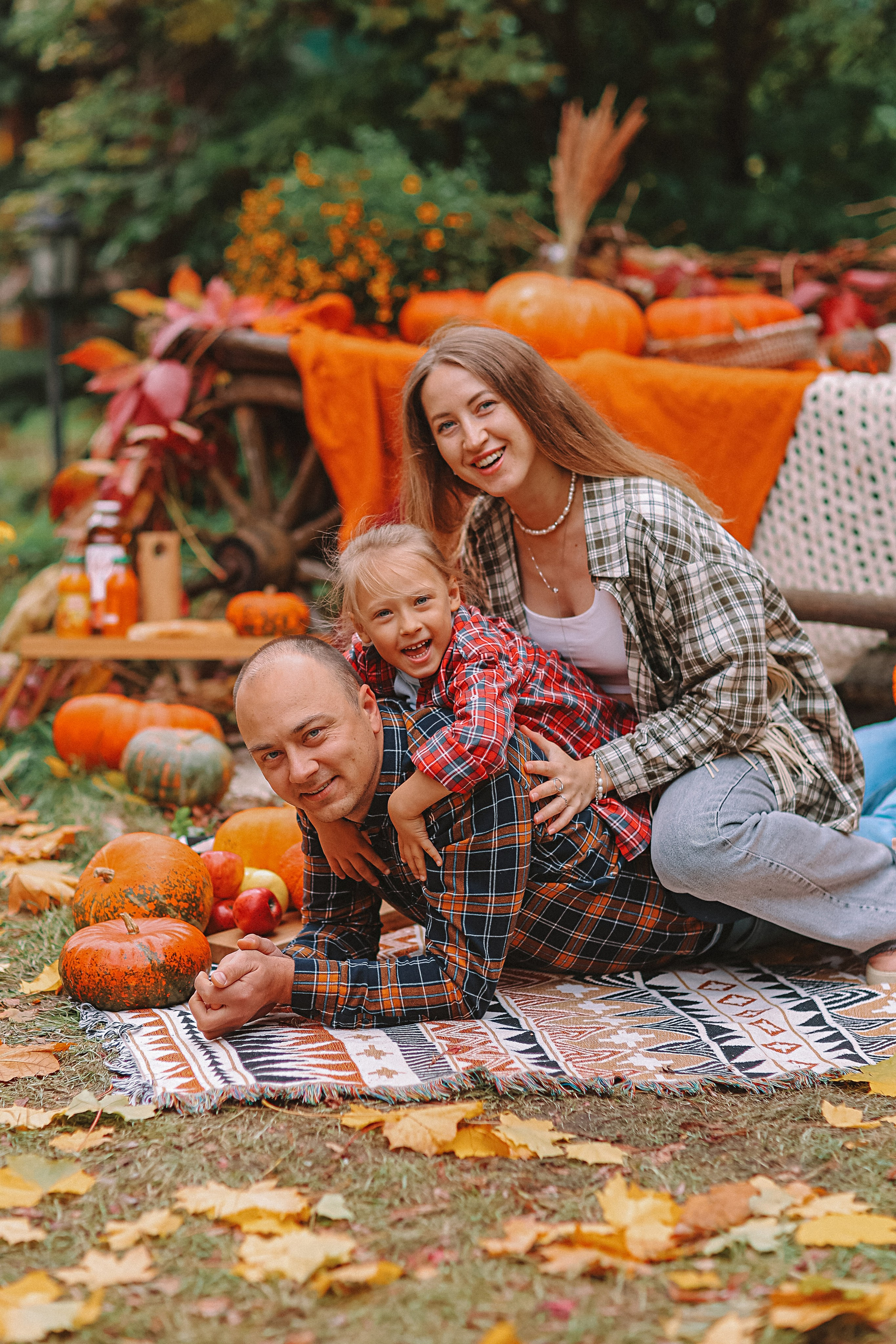 Тыквы. Семейный фотограф Тюмень, фотограф на роды Салмина Мария