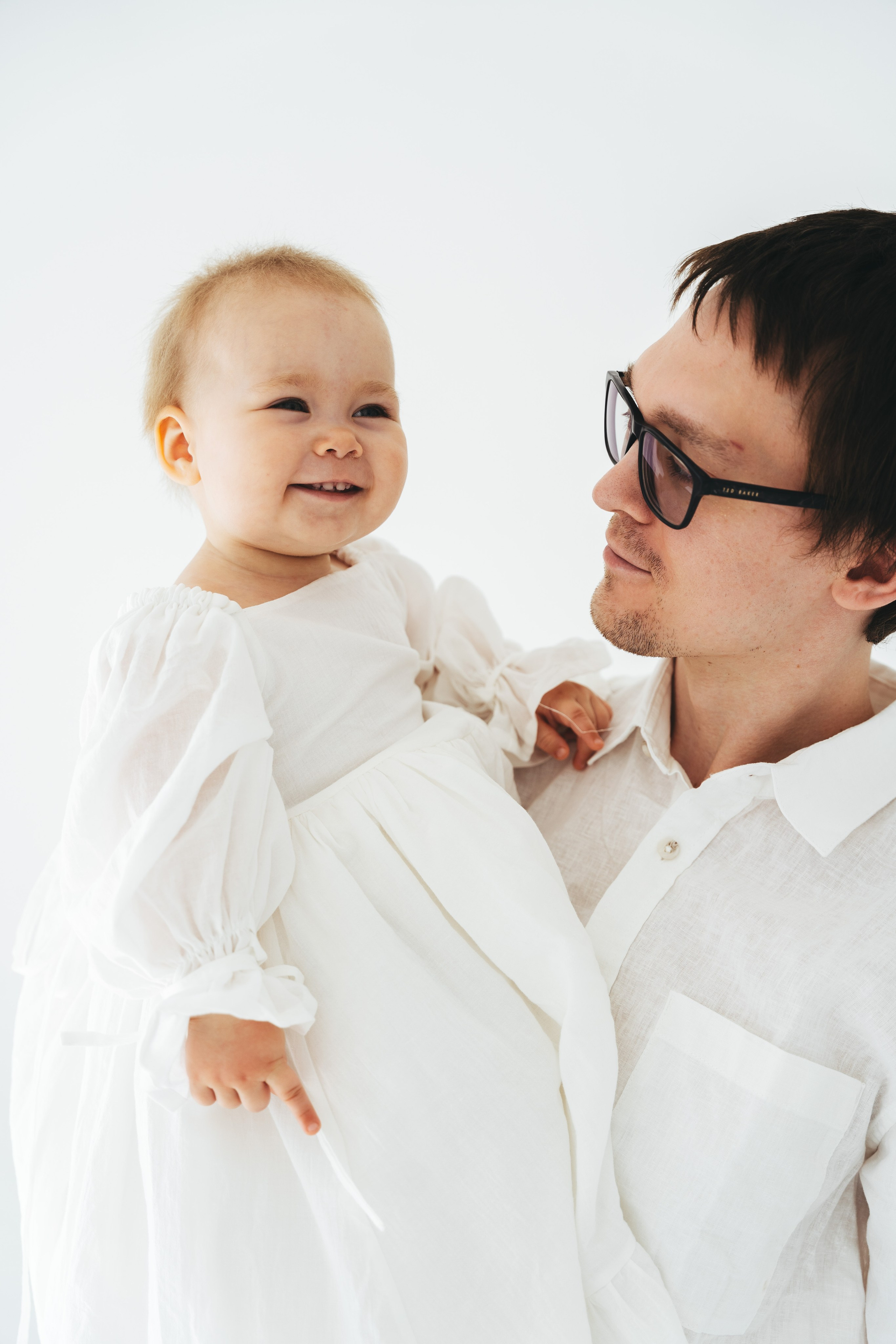 Варя, Таня, Дима. Главная