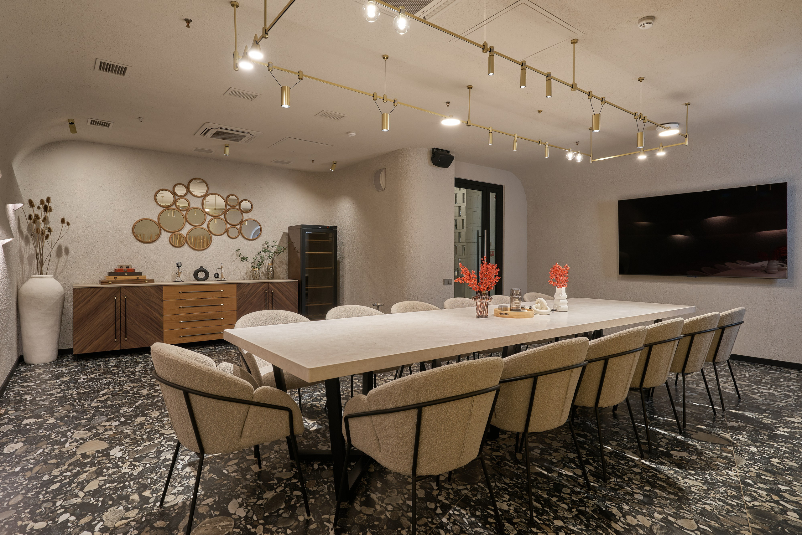 Хоттабыч. Абросимов Лев интерьерный и архитектурный фотограф