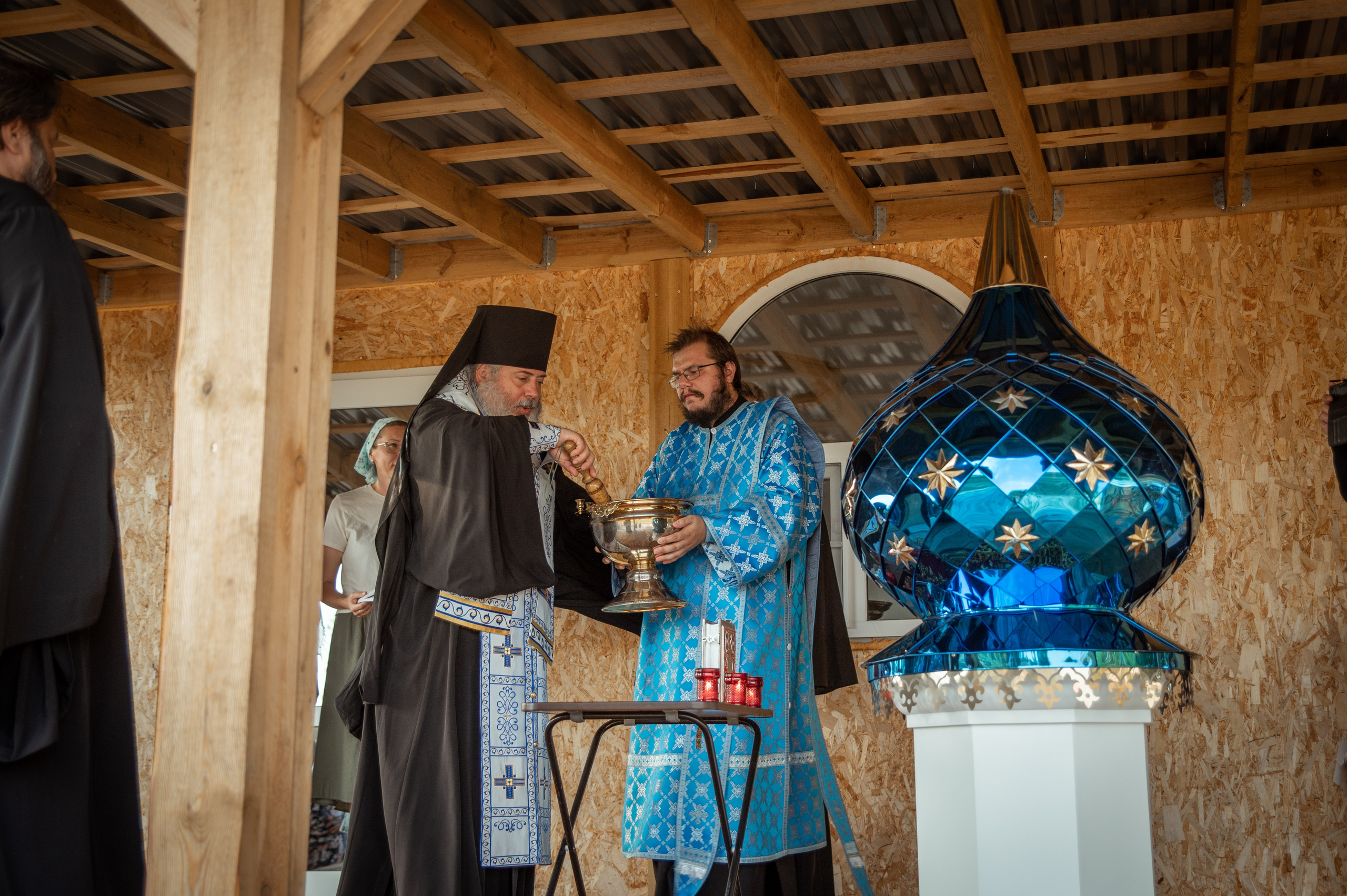 Освещение купола в храме Казанской иконы Божьей Матери х. Закутский. Церковный, семейный и репортажный фотограф Волгоград, Волжский