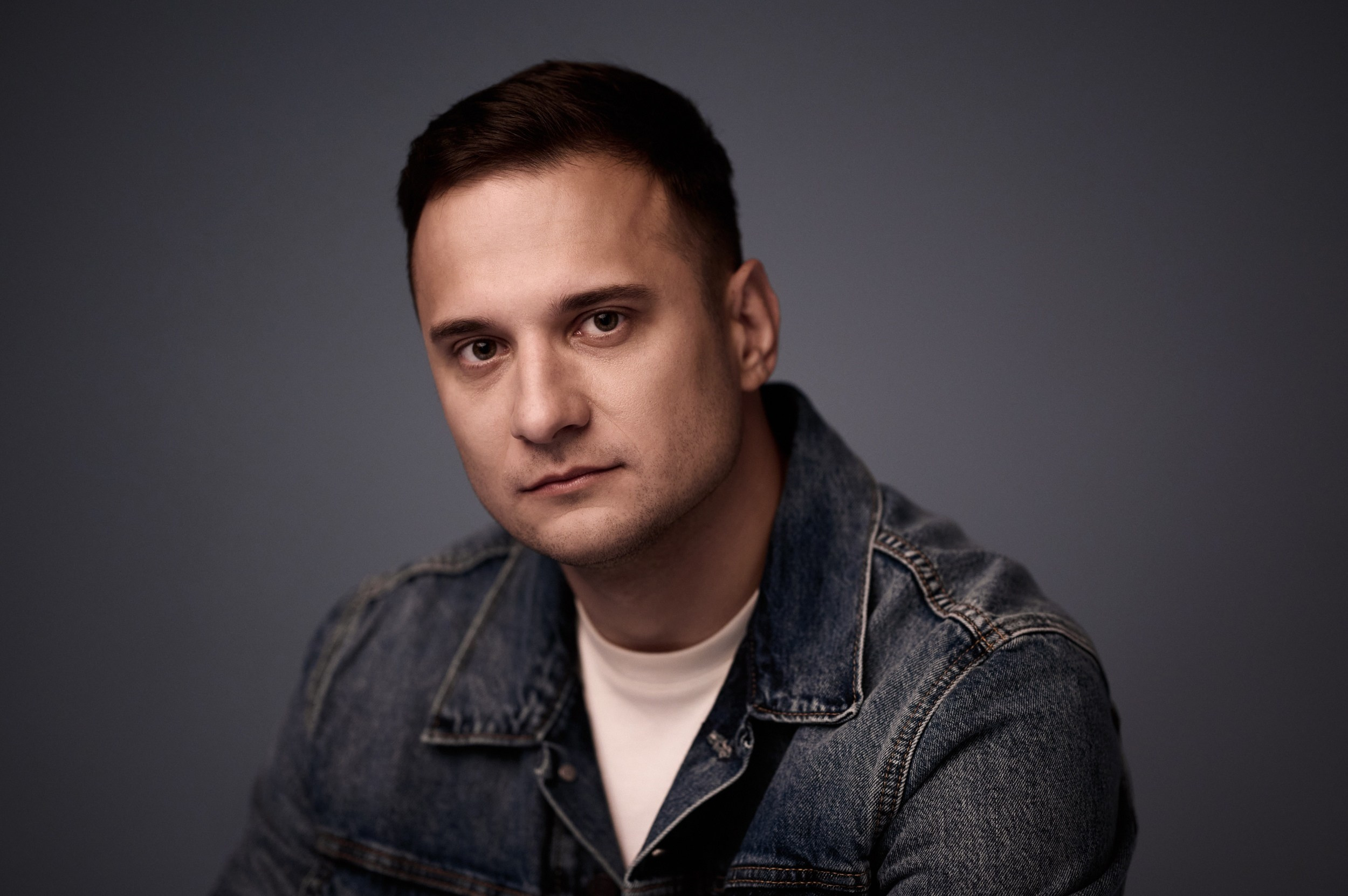 Профессиональная мужская фотосессия для Ивана