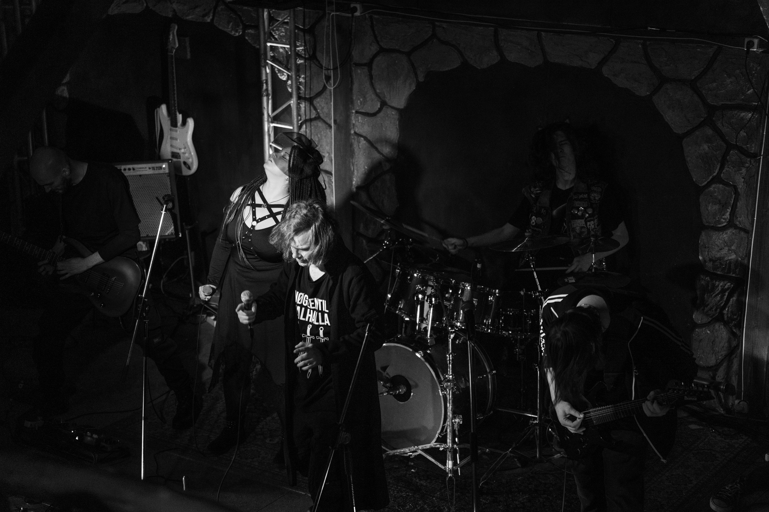 Ночь На Земле|Нора, Псков. Концертный и репортажный фотограф в Санкт-Петербурге Слава Пахомов