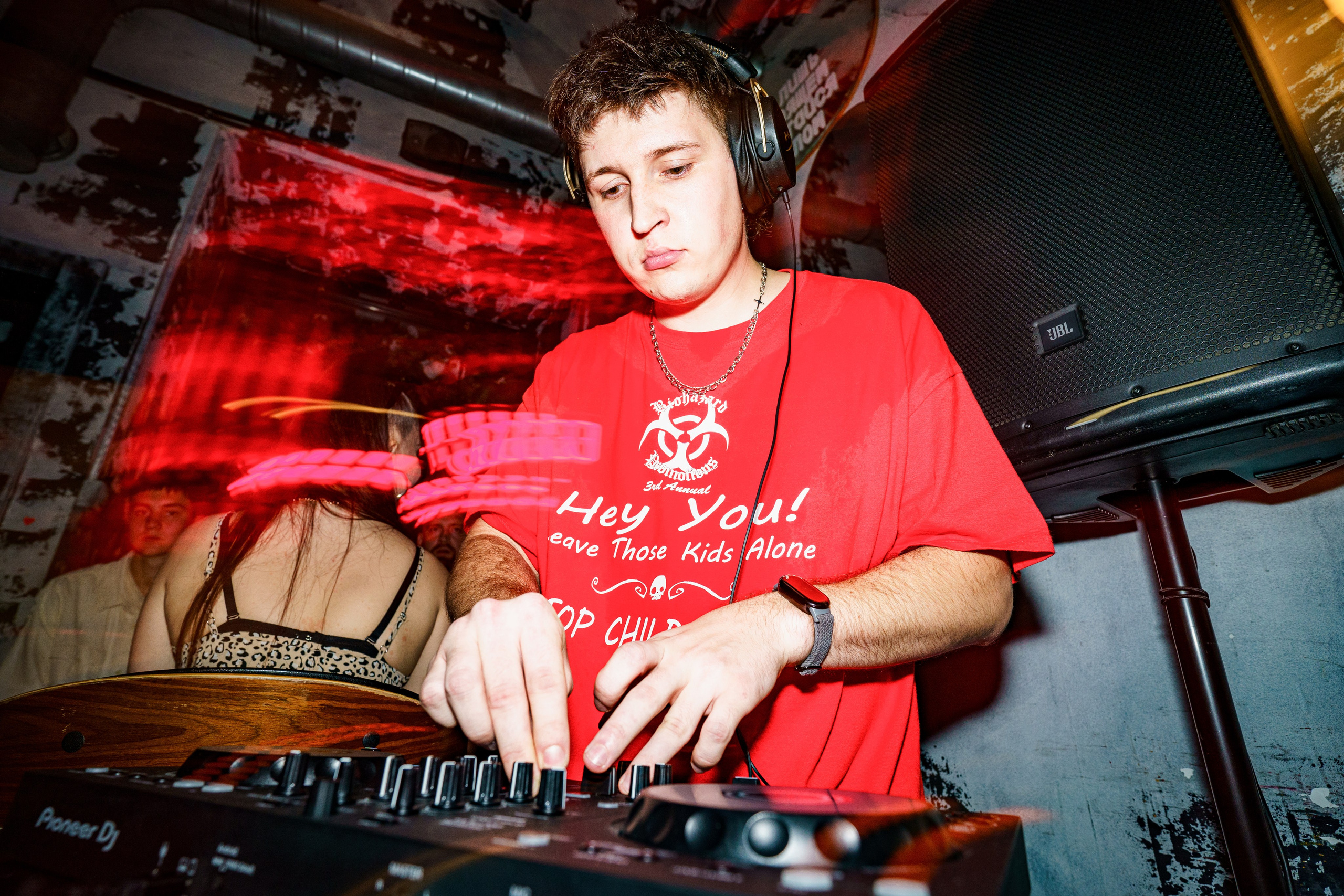 Бар разбитых сердец — 10/12 DJ's. Концертный и репортажный фотограф в Санкт-Петербурге Слава Пахомов