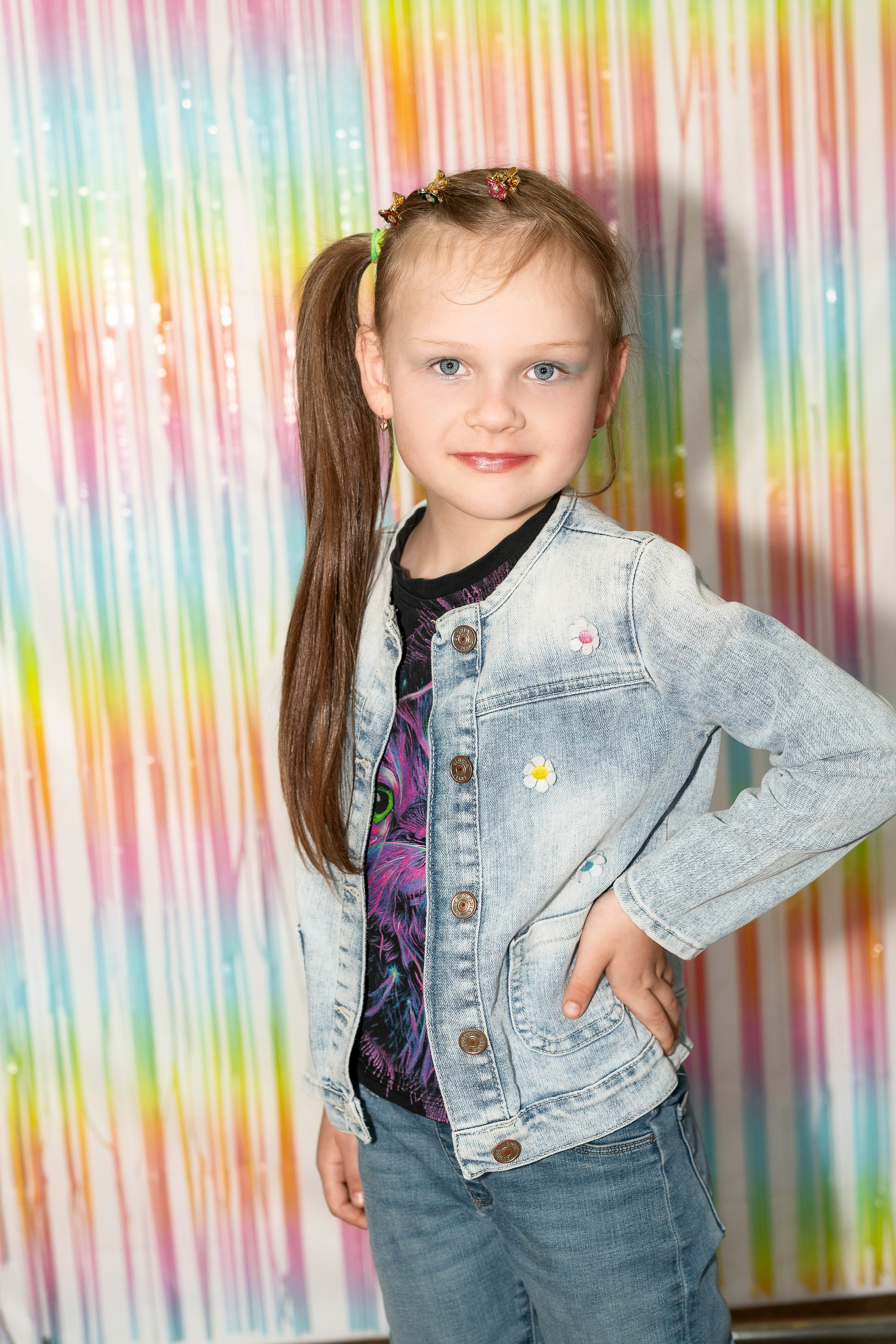 Съёмки в школе и садах, выпускные альбомы