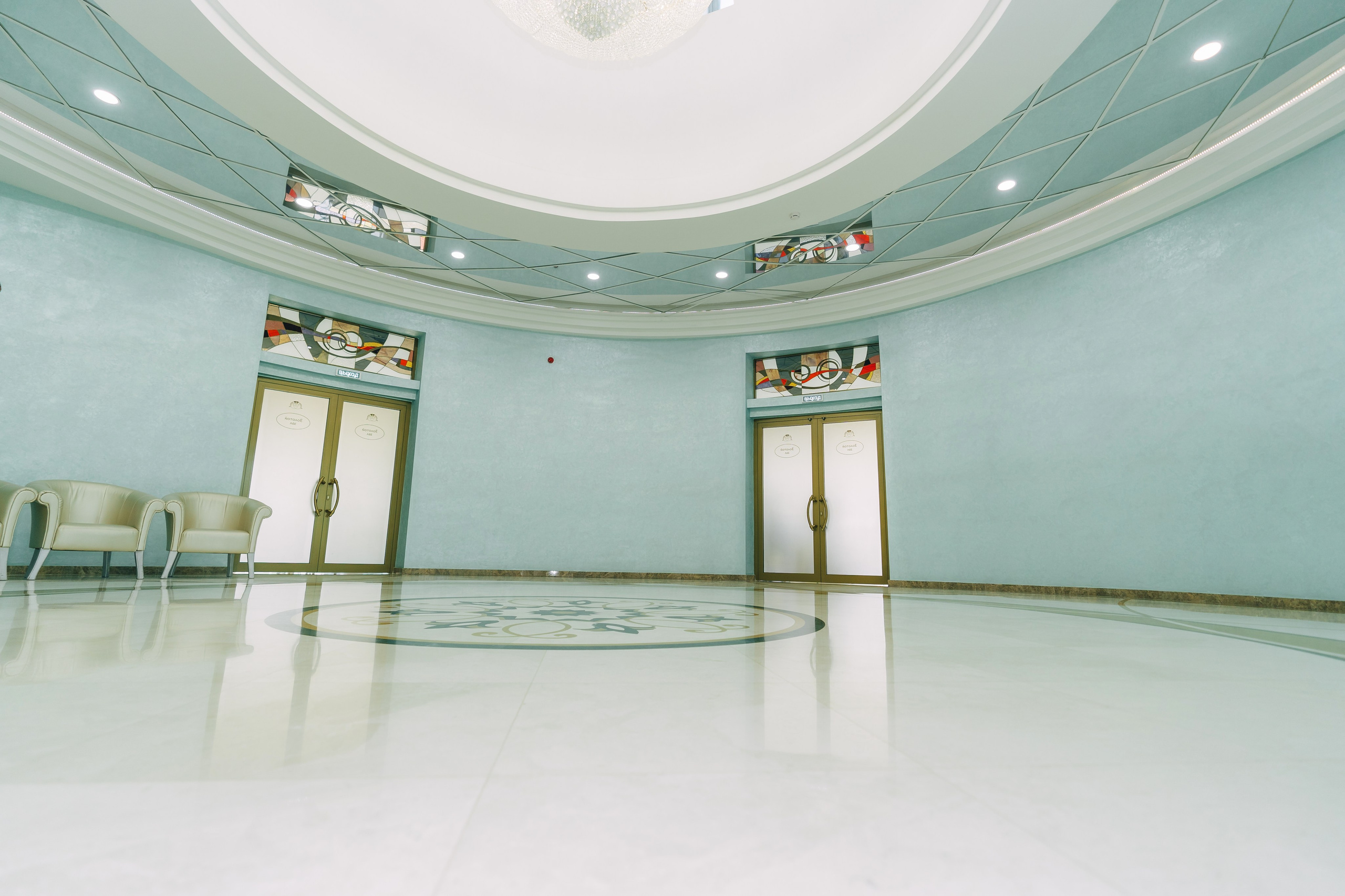 Красный кабриолет. Фотограф Ангарск Иркутск Ксения Король