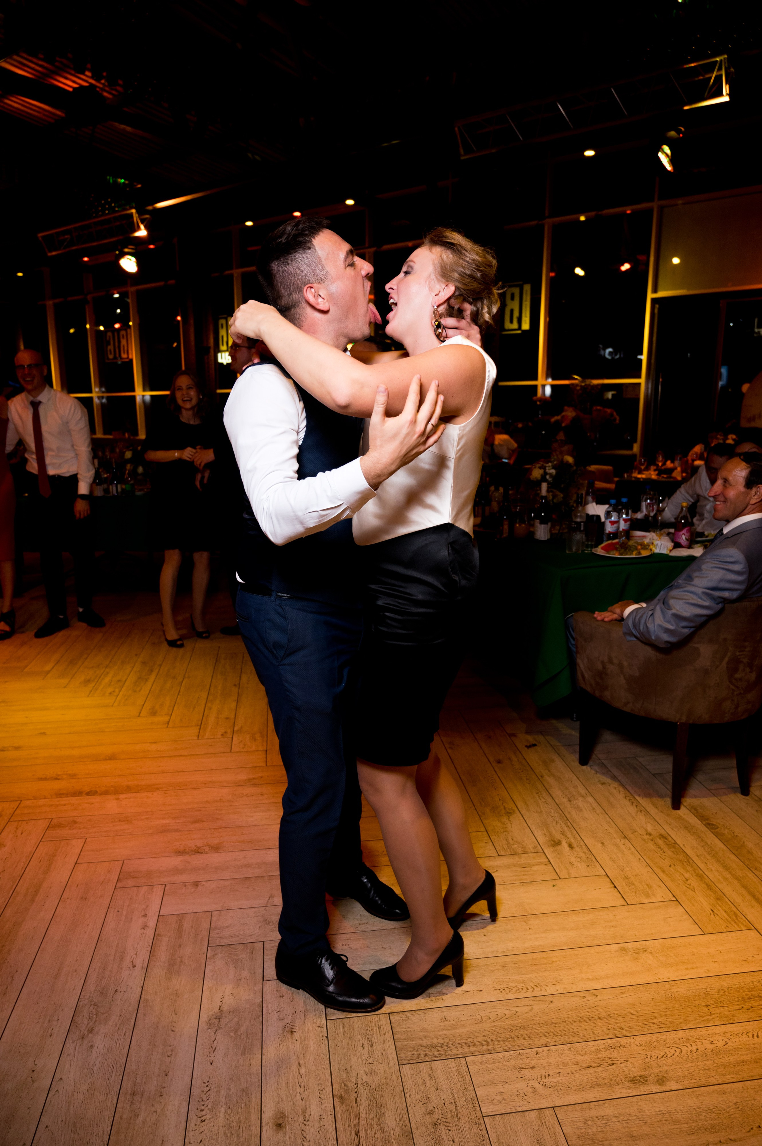 Свадьба Миша и Юля. Репортажный фотограф и видеограф Слава Думчев. Тимбилдинги, отчетники, корпоративы