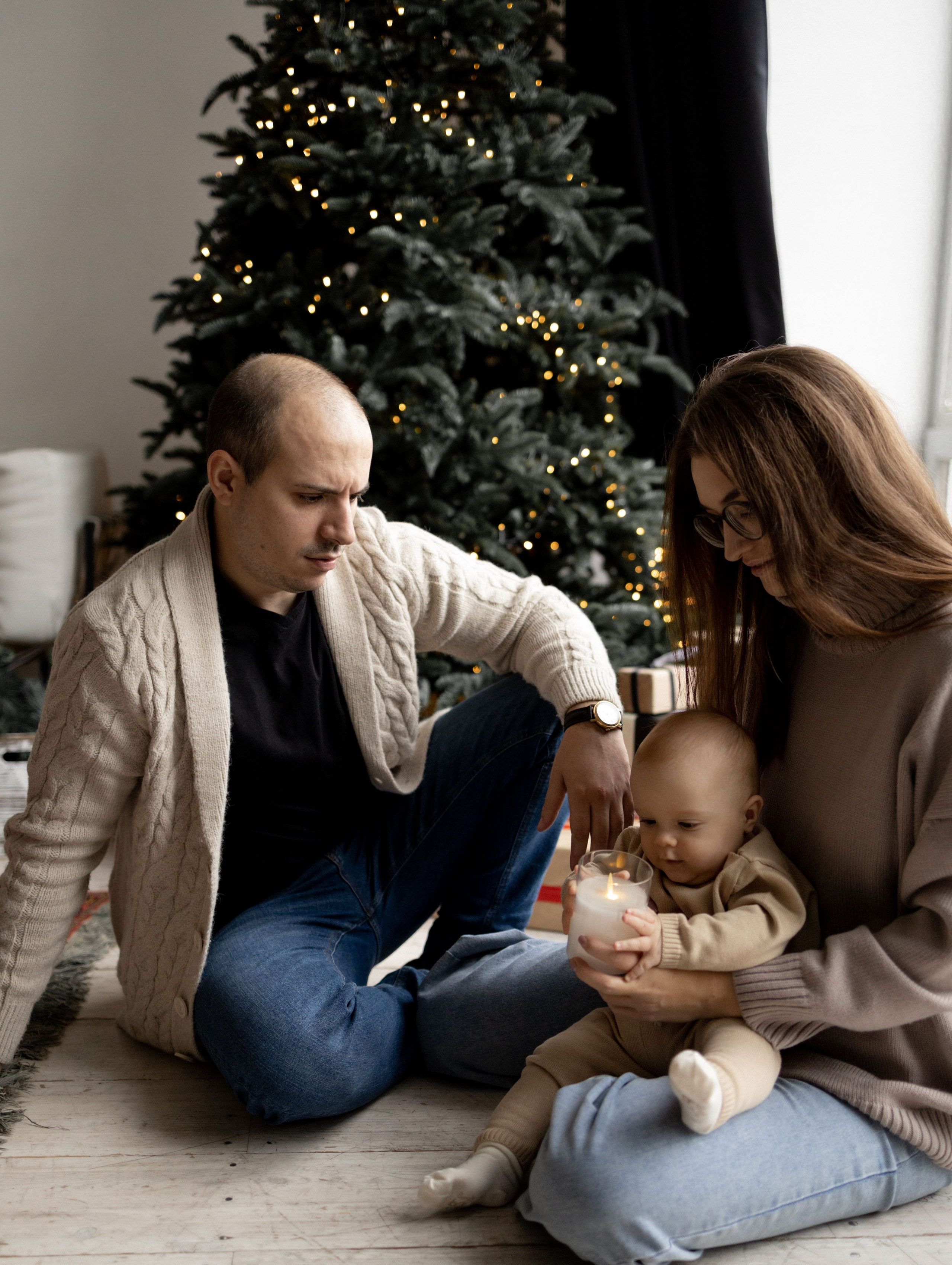 Новый год Давид, Лена, Леван. Фотограф Дарья Соколовская