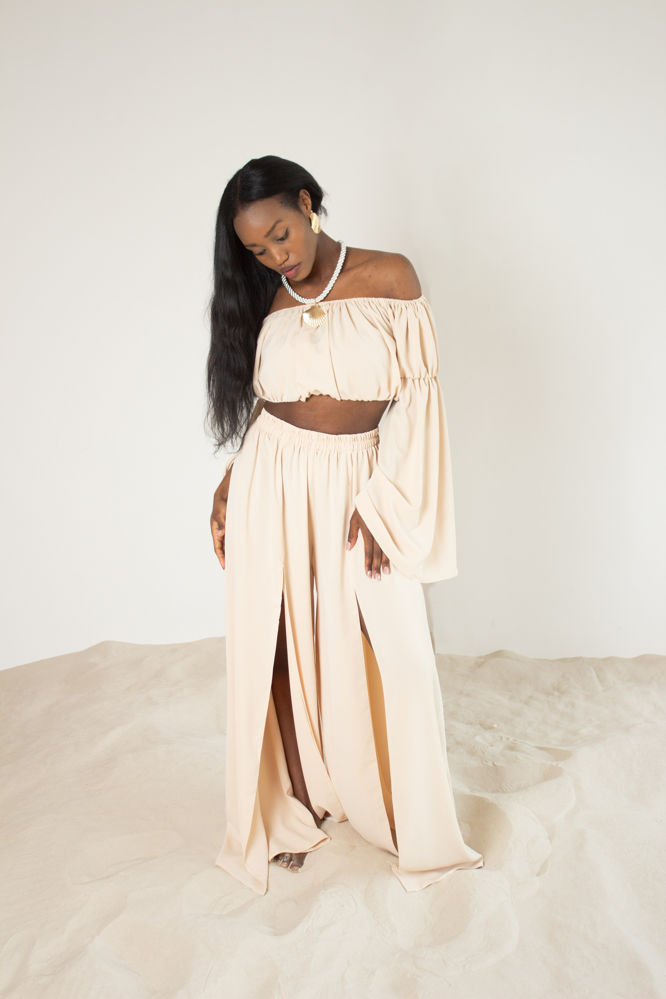 African style portrait, Morocco, studio photos, woman portrait, портрет девушки в фотостудии, студийная съемка, фотограф Соня с Земли, студийная фотосессия в Москве, женский портрет, портрет в студии с мягким светом, профессиональная студийная съемка, Марокко, африканский стиль, этно, этнический, этническая, бохо, ethno, ethnic, boho, Африка, Africa, professional studio photoshoot