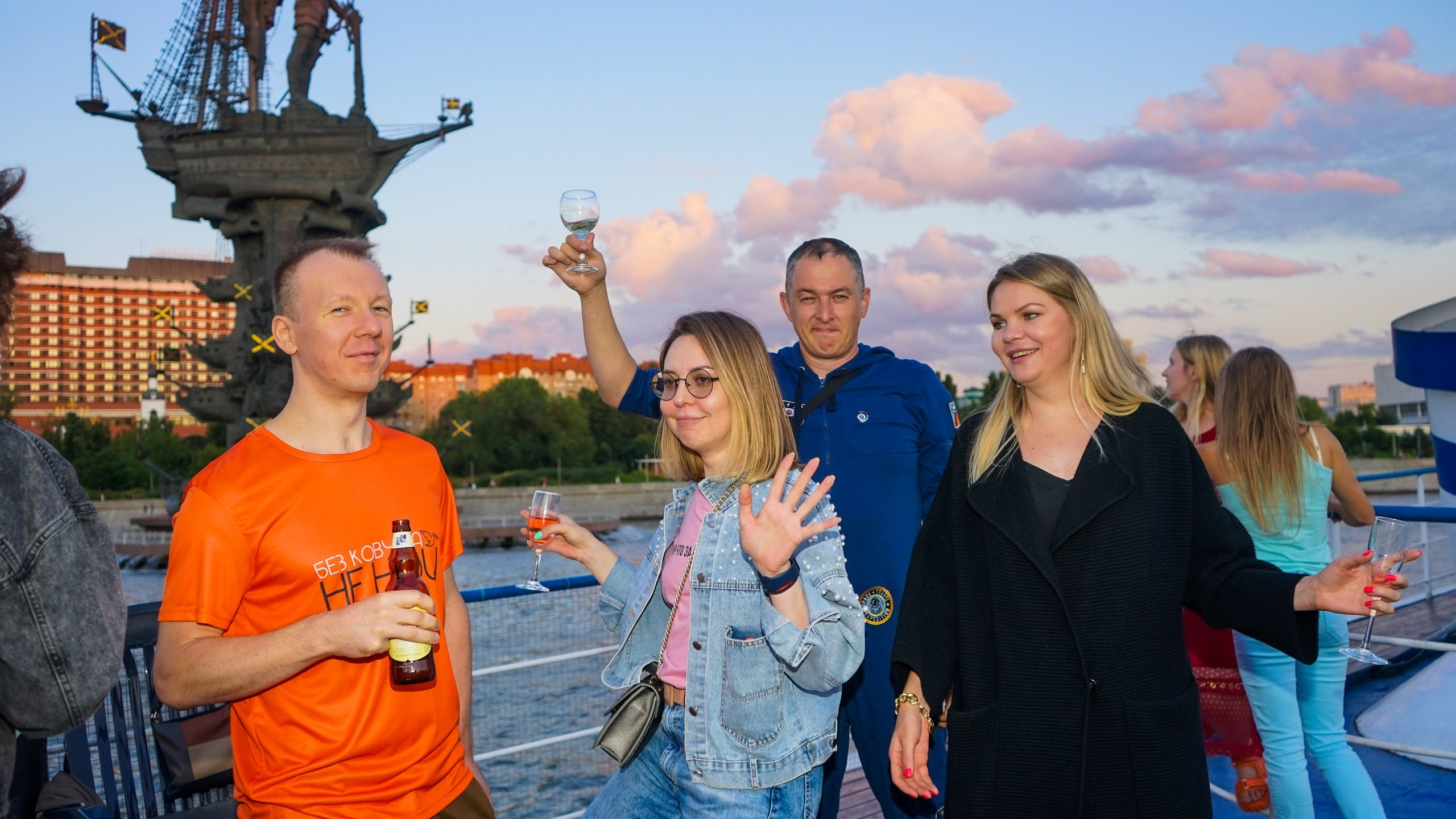 Танцы на воде | 24.07.21. Галерея Фантим