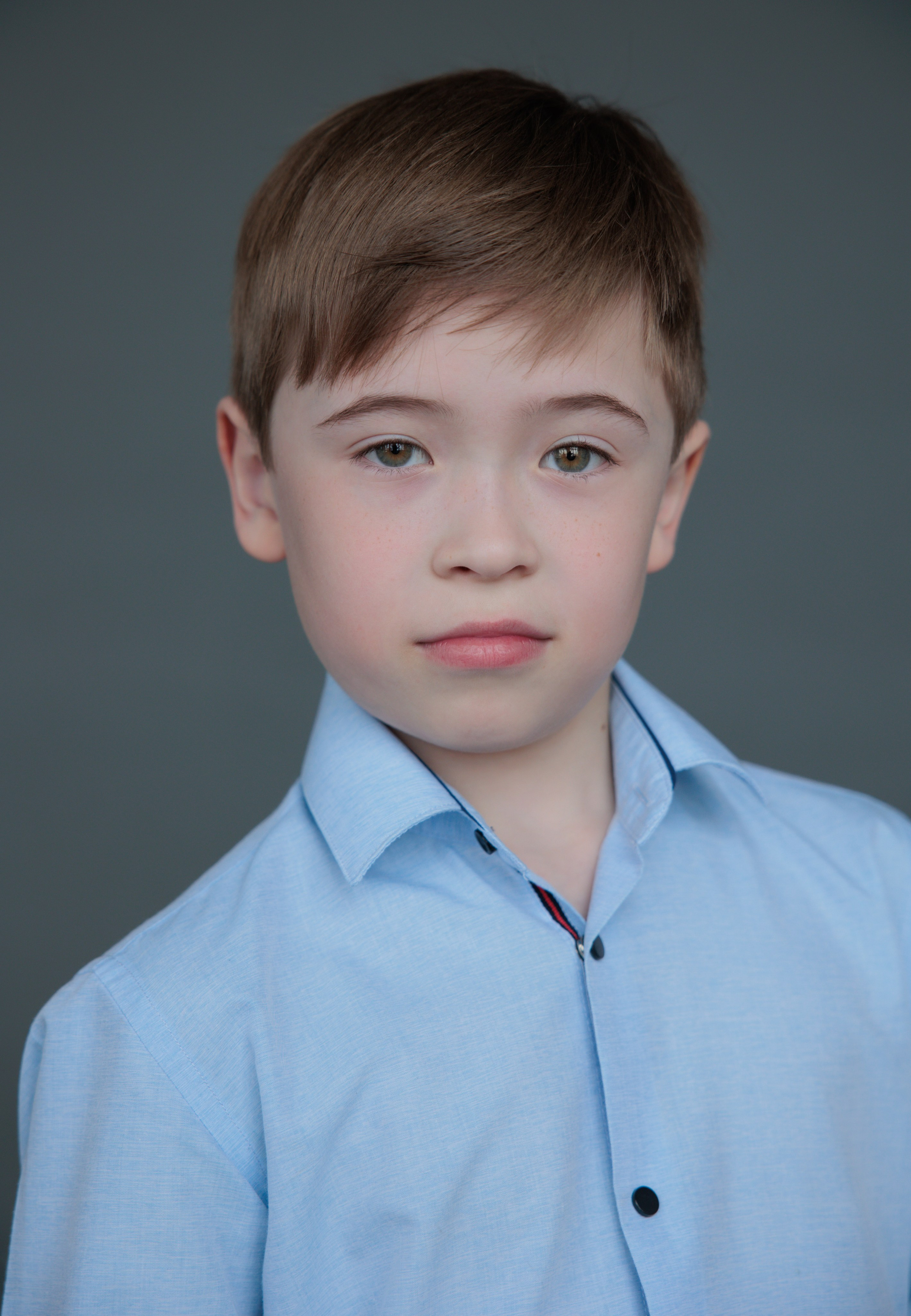 КИРИЛЛ. Я фотограф из Москвы к Вашим услугам