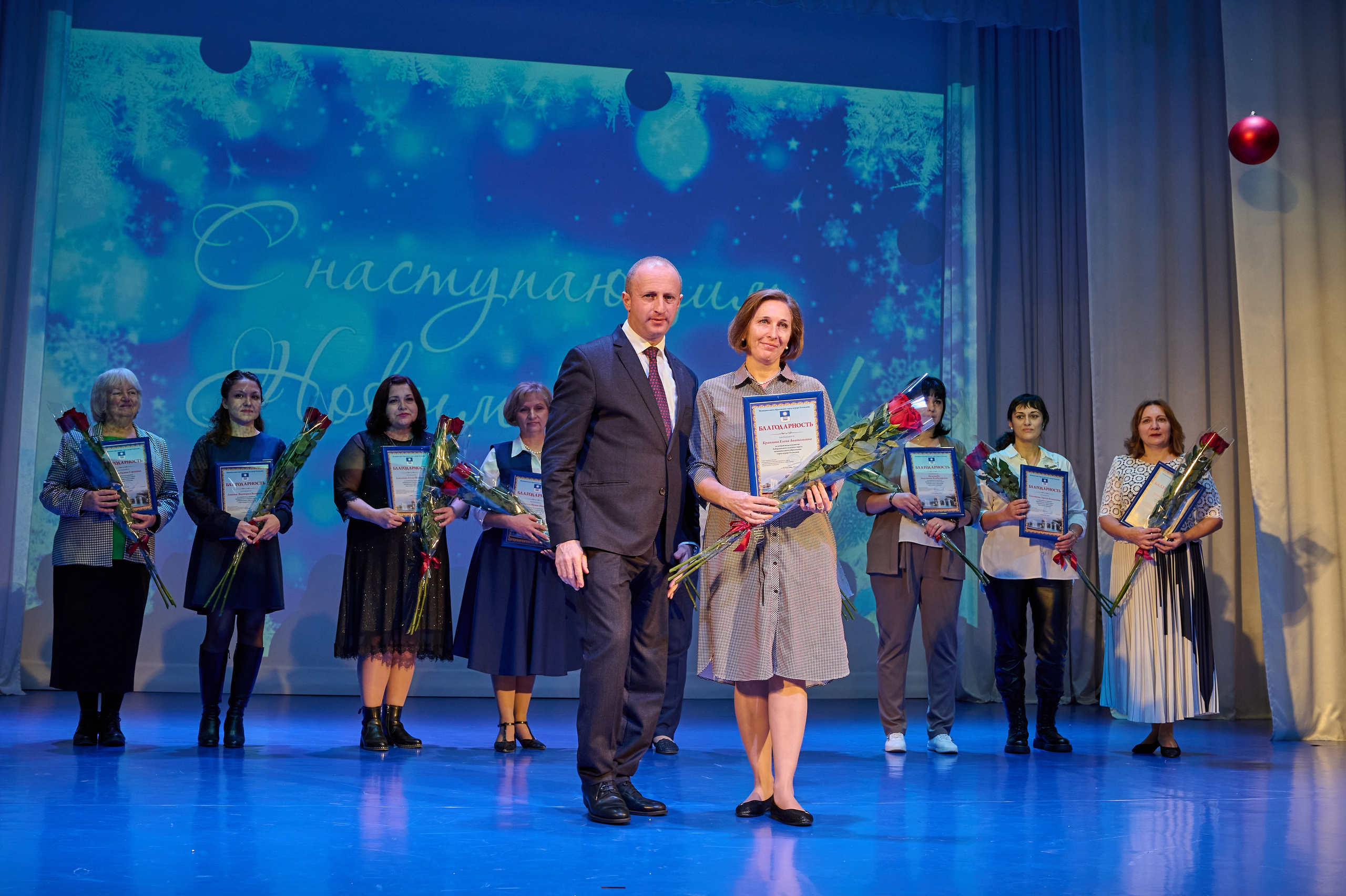 Концерт в ДК Марьина роща. Жизнь курорта Кабардинка в фотографиях