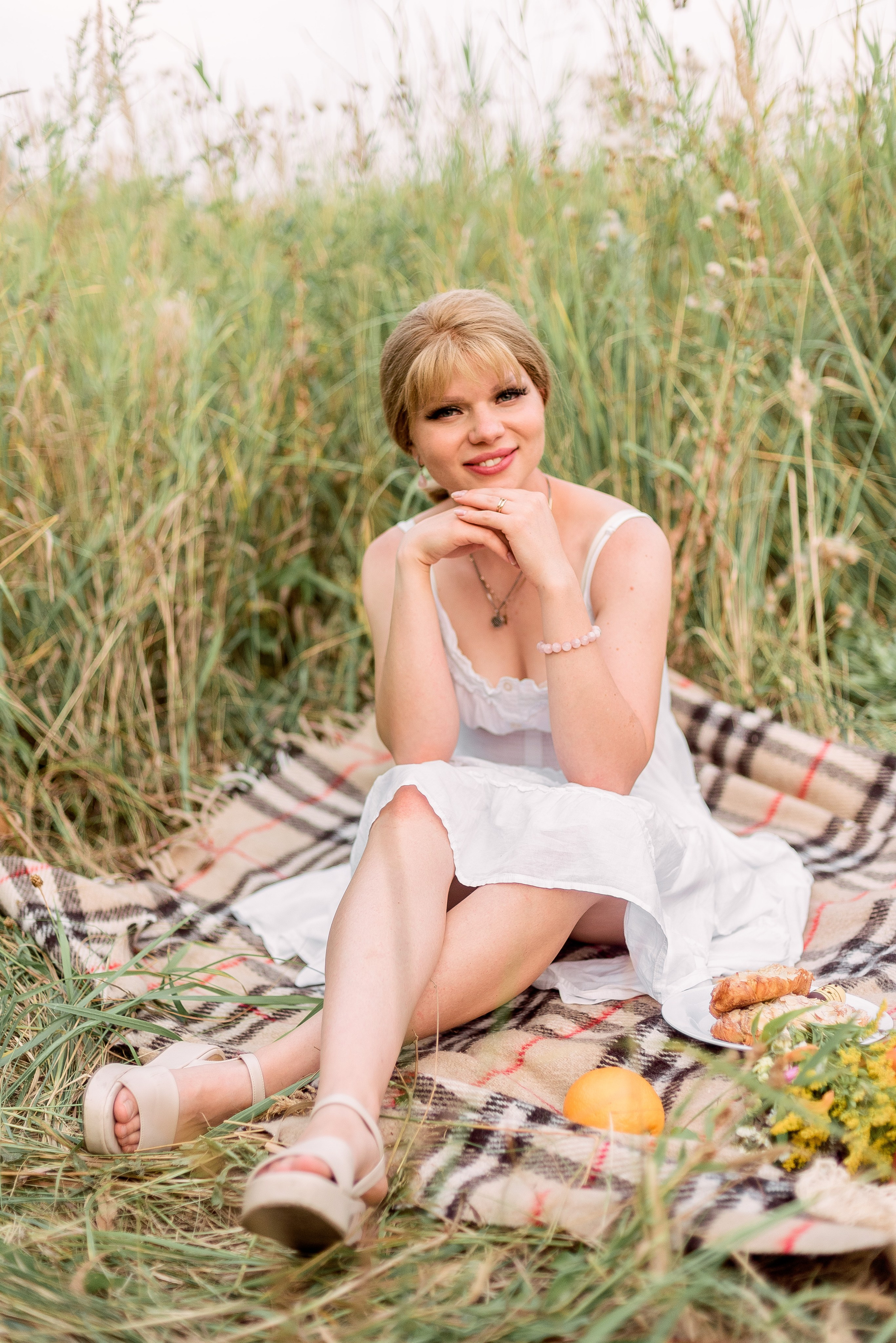 В поле. Фотограф Юлия Попова