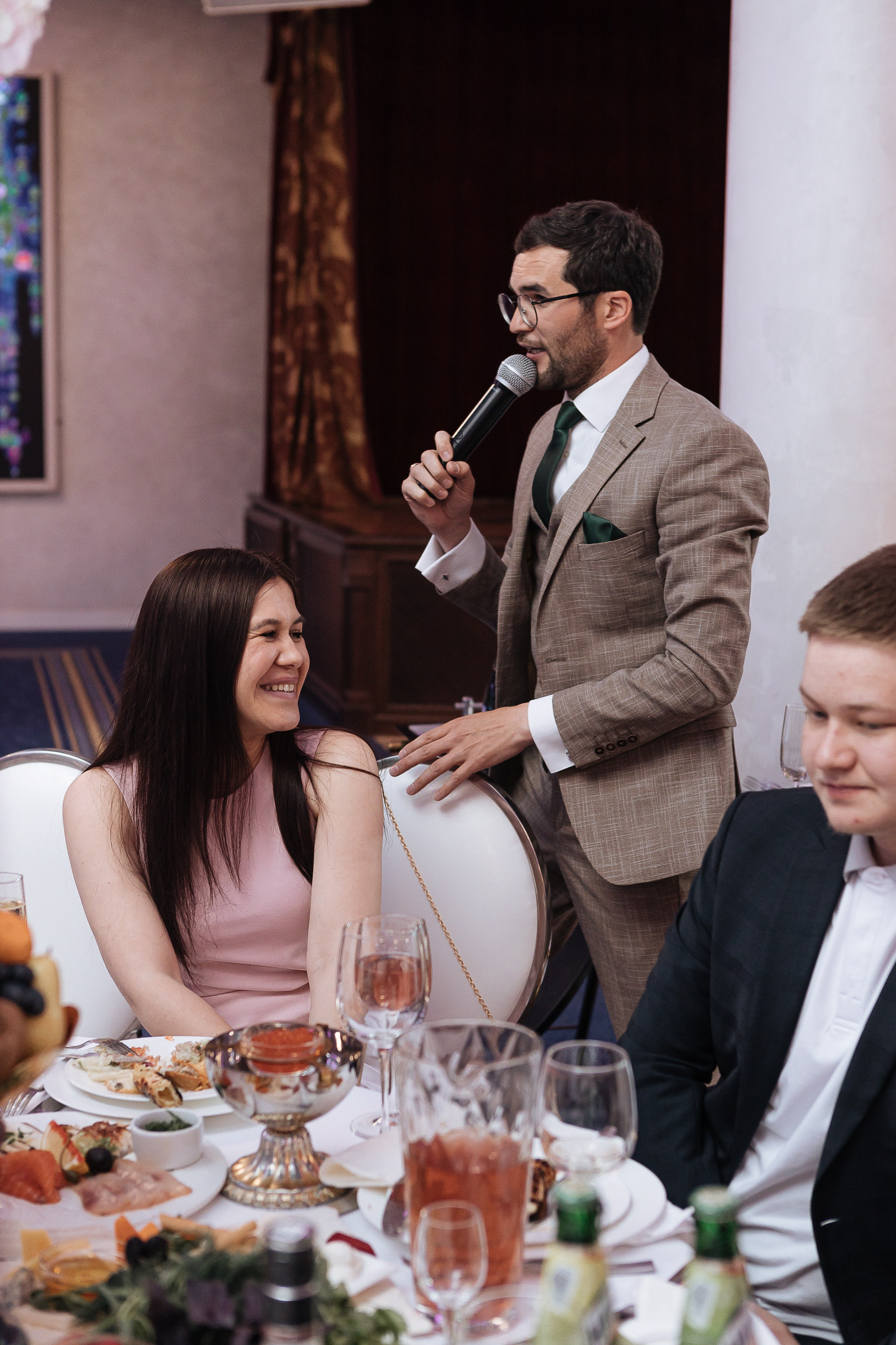 Банкет В «Триумф». Фотограф Нелля Кадикина