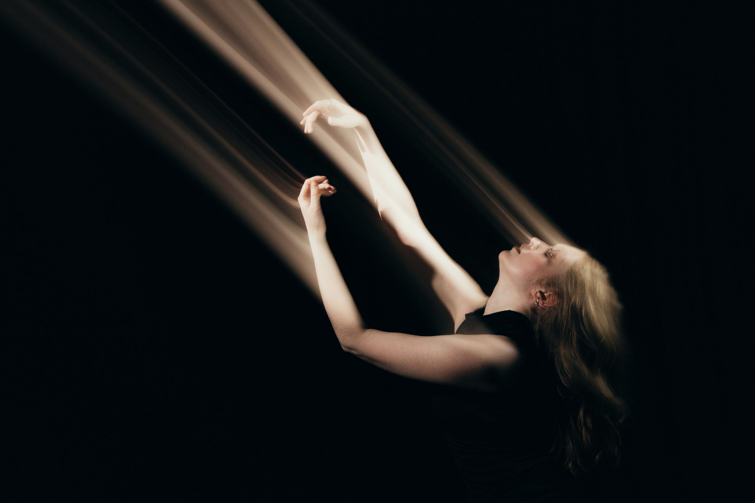 Проект для Свободного театра современного танца. Фотограф Татьяна Жбанова