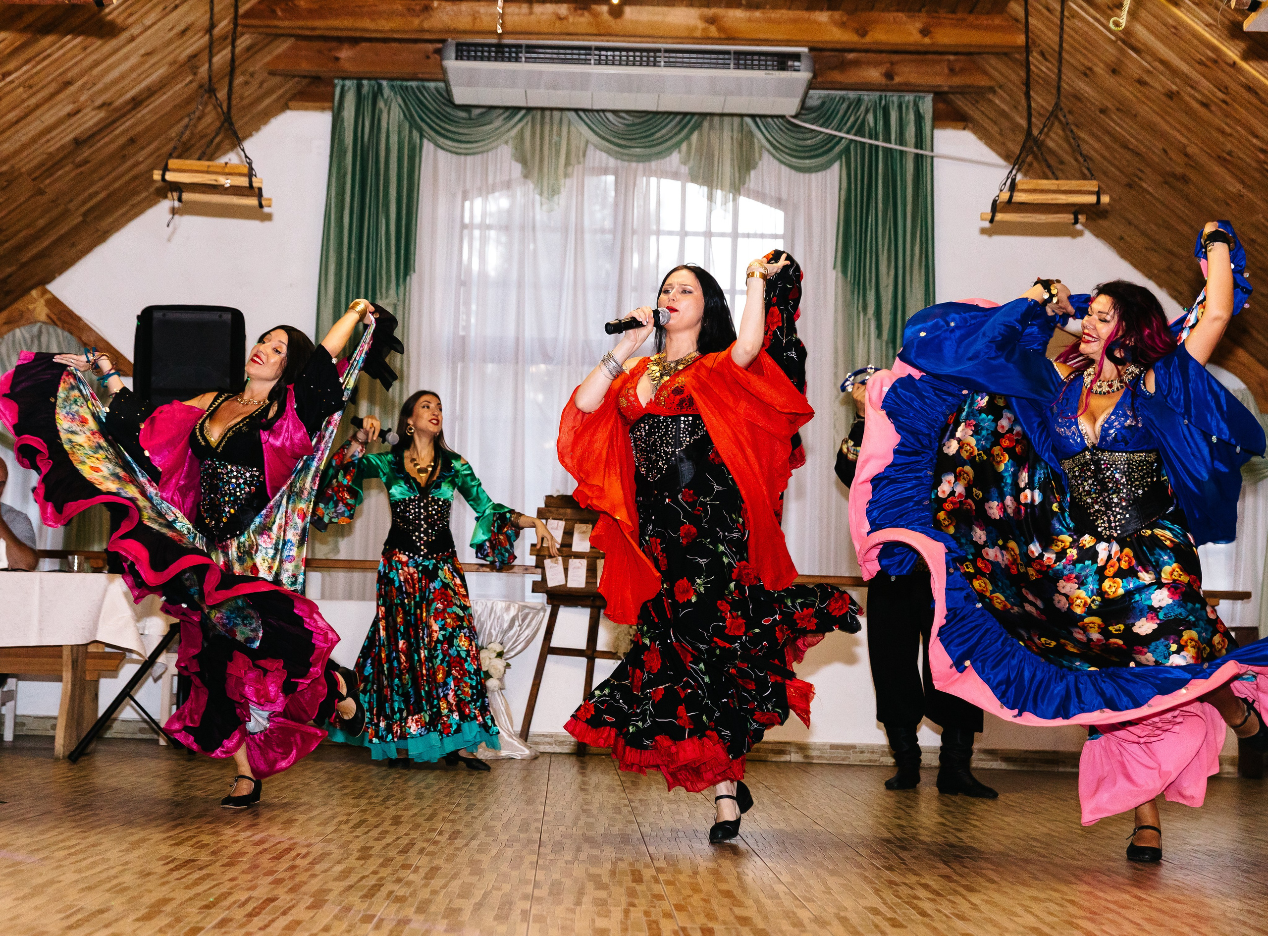 Елизавета и Владислав. Главная