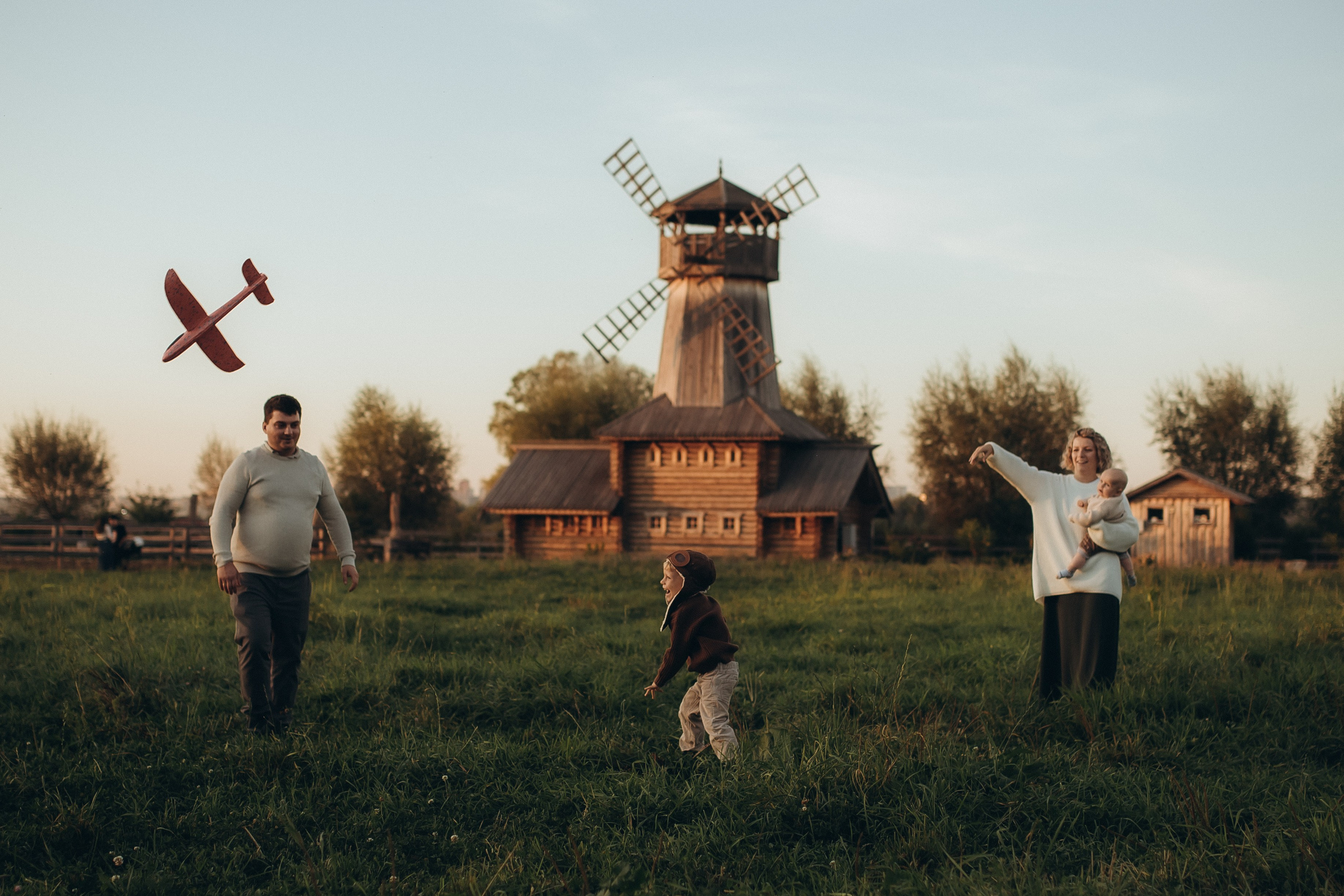 Саша, Катя с ребятами. Семейный фотограф Карпова Анна