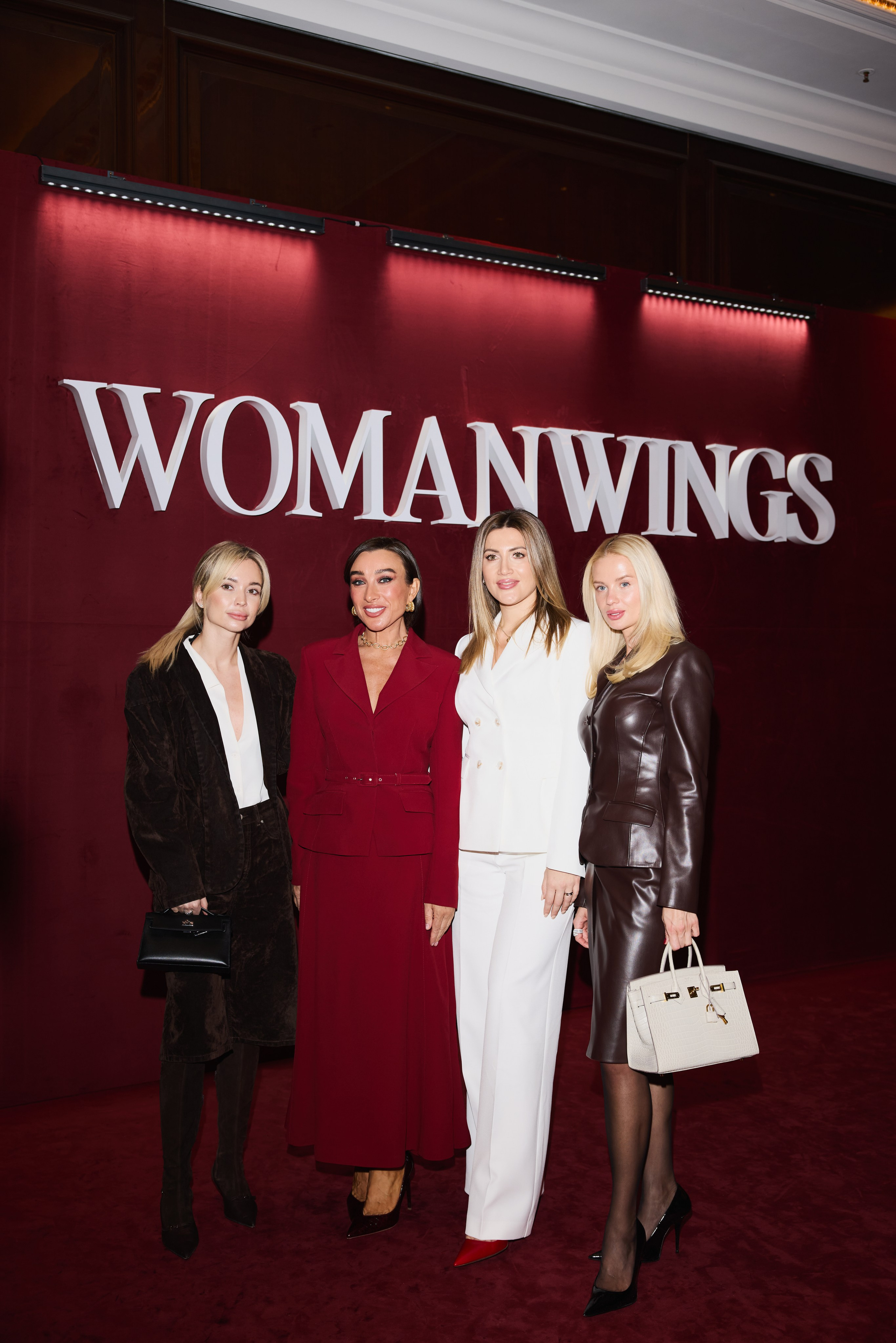 WOMAN WINGS Forum at The Carlton фото. Профессиональный фотограф Татьяна Евглевская