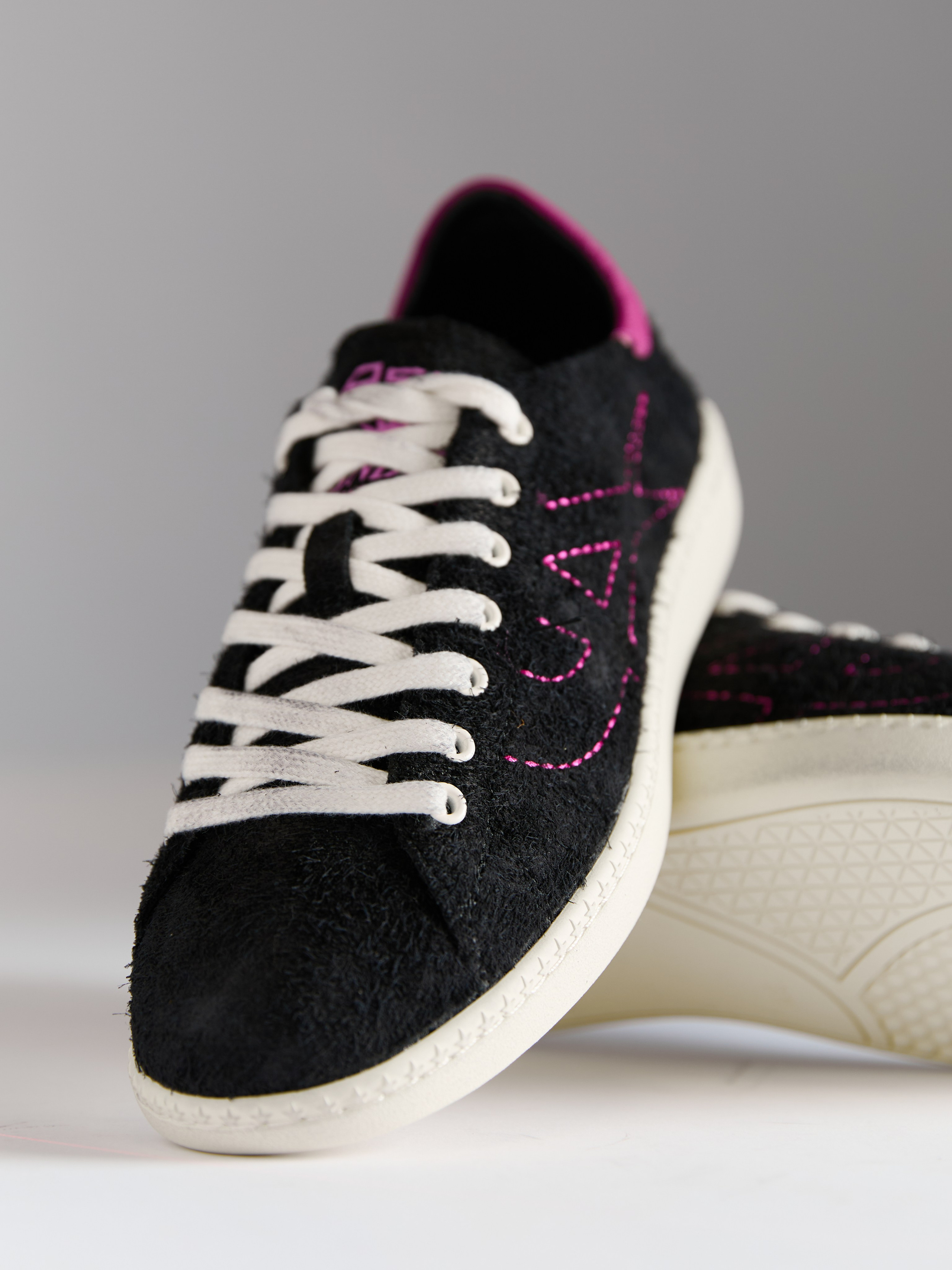 Предметный фотограф в Москве Евгений Шубин