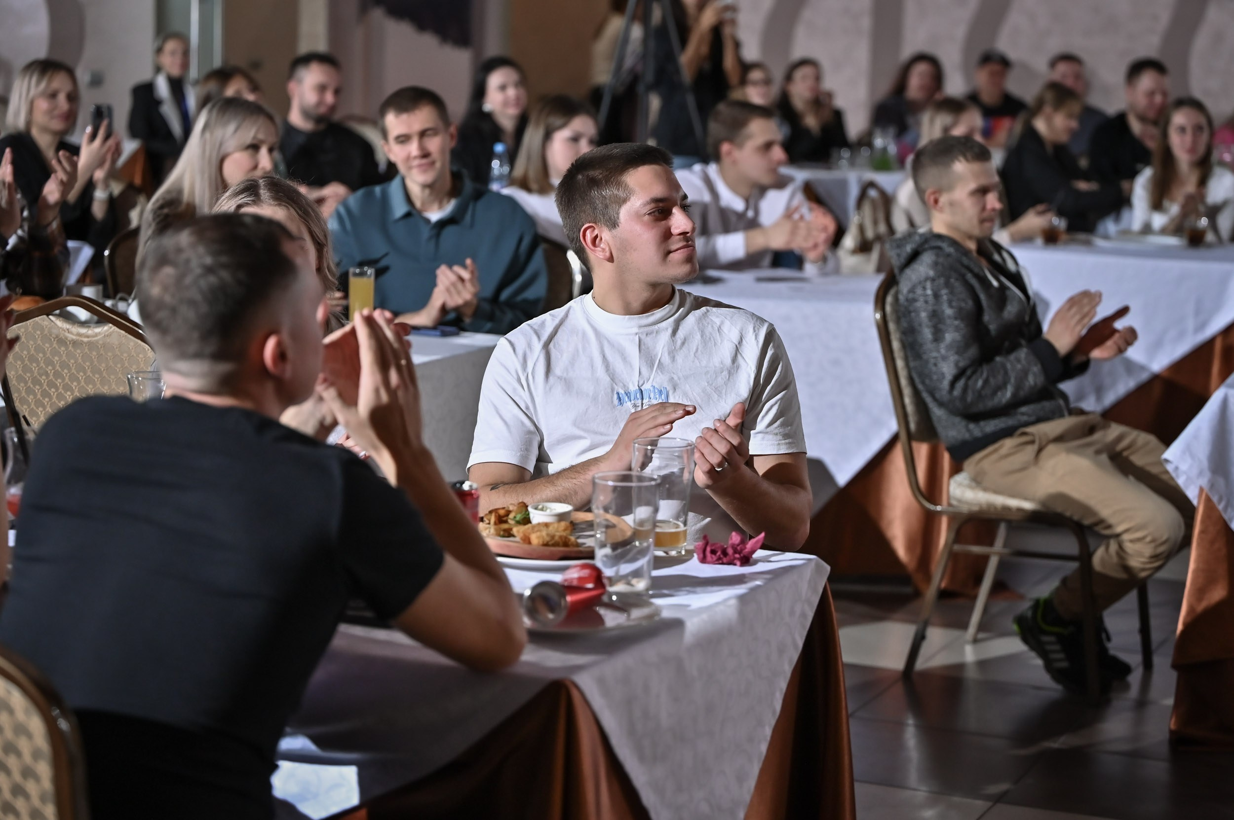 СТЕНДАП ЛИПЕЦК. Репортажный и свадебный фотограф в Липецке Иван Первойкин