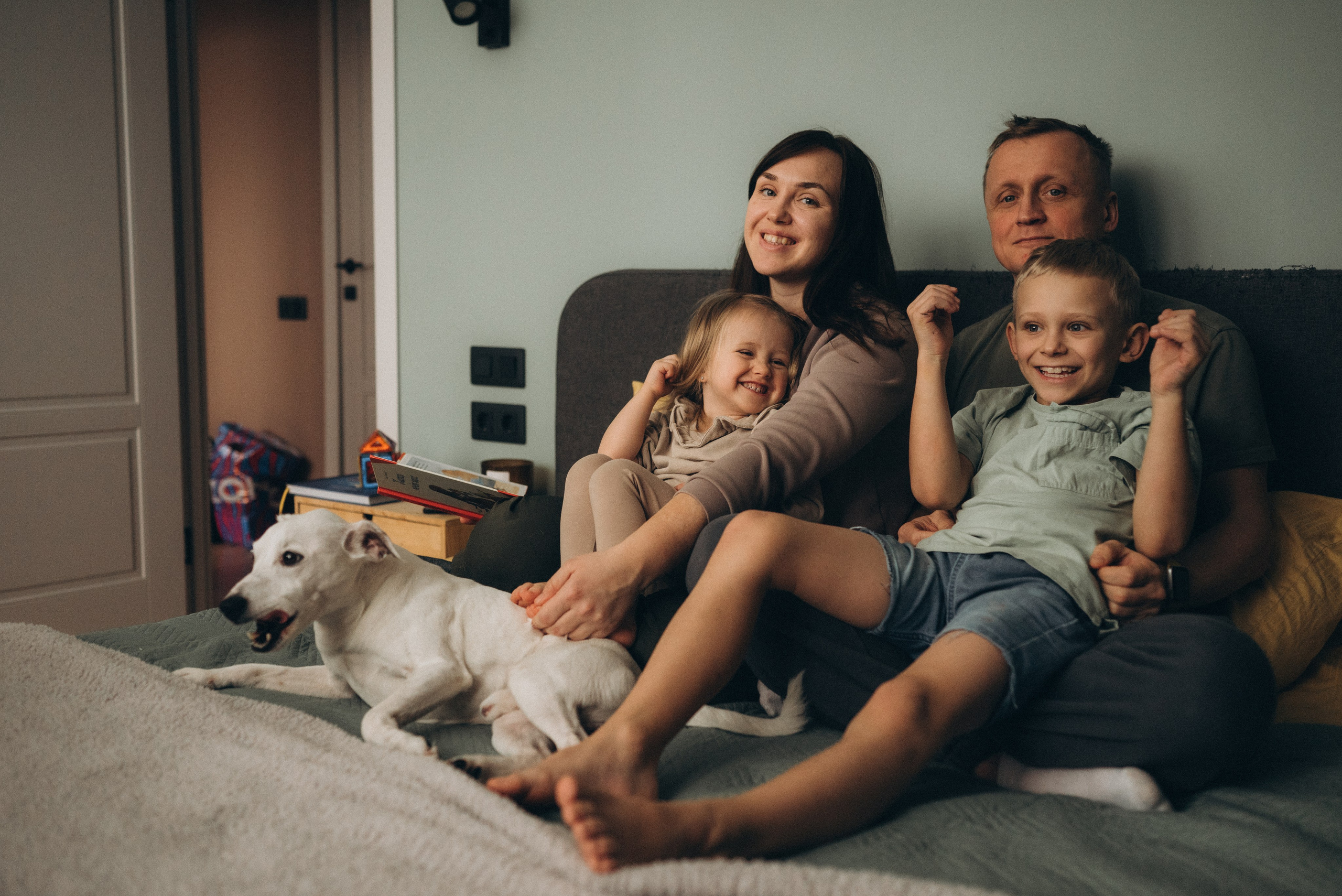 Вадим, Екатерина, Федя и Алиса. Семейный фотограф Юлия Власова