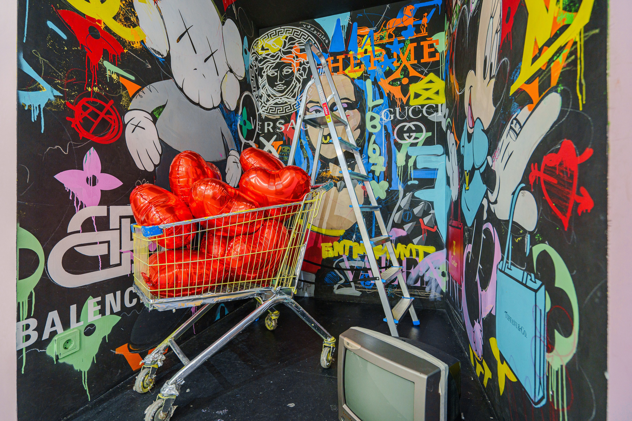 Фотостудия YOUR STORIES. Артур Каримов — Интерьерный фотограф в Екатеринбурге