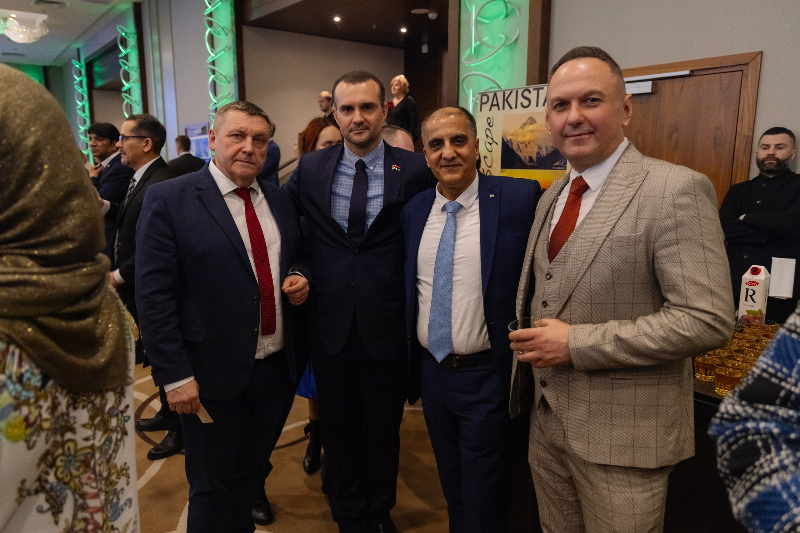 Фотосъемка делегации Пакистана в Беларуси в отеле Марриотт. Свадебный фотограф в Минске/Беларуси Сергей Спиридонов