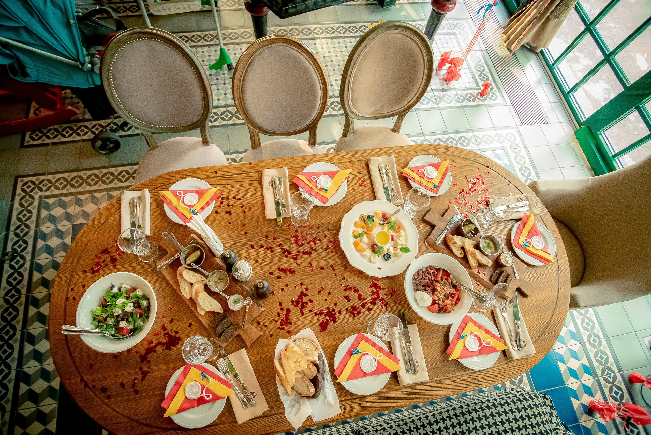 День Рожденья. Max Matvich and Victoria Basova are professionals in their field