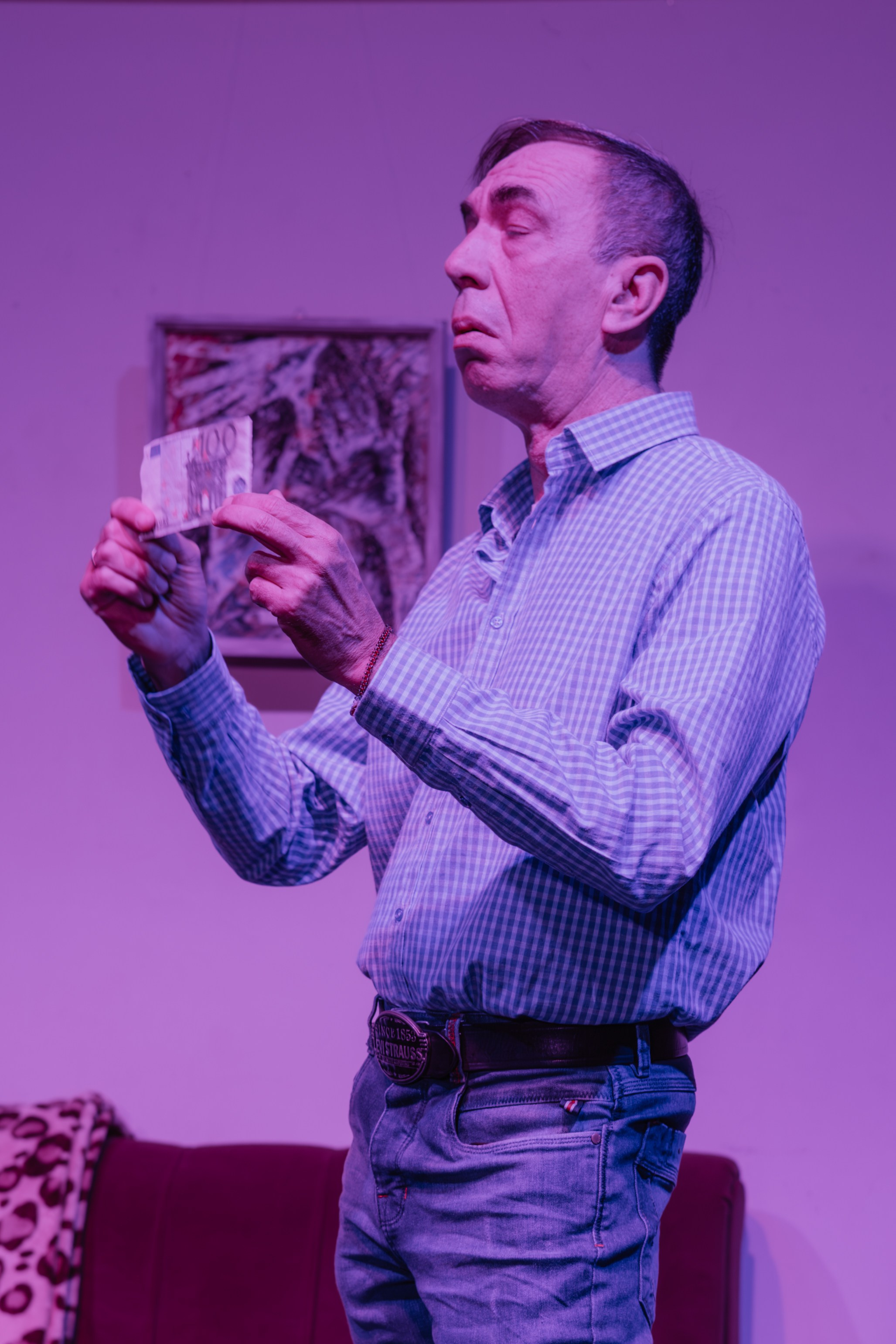 Дом актера «Денег много не бывает». Фотограф Марк Файзулин