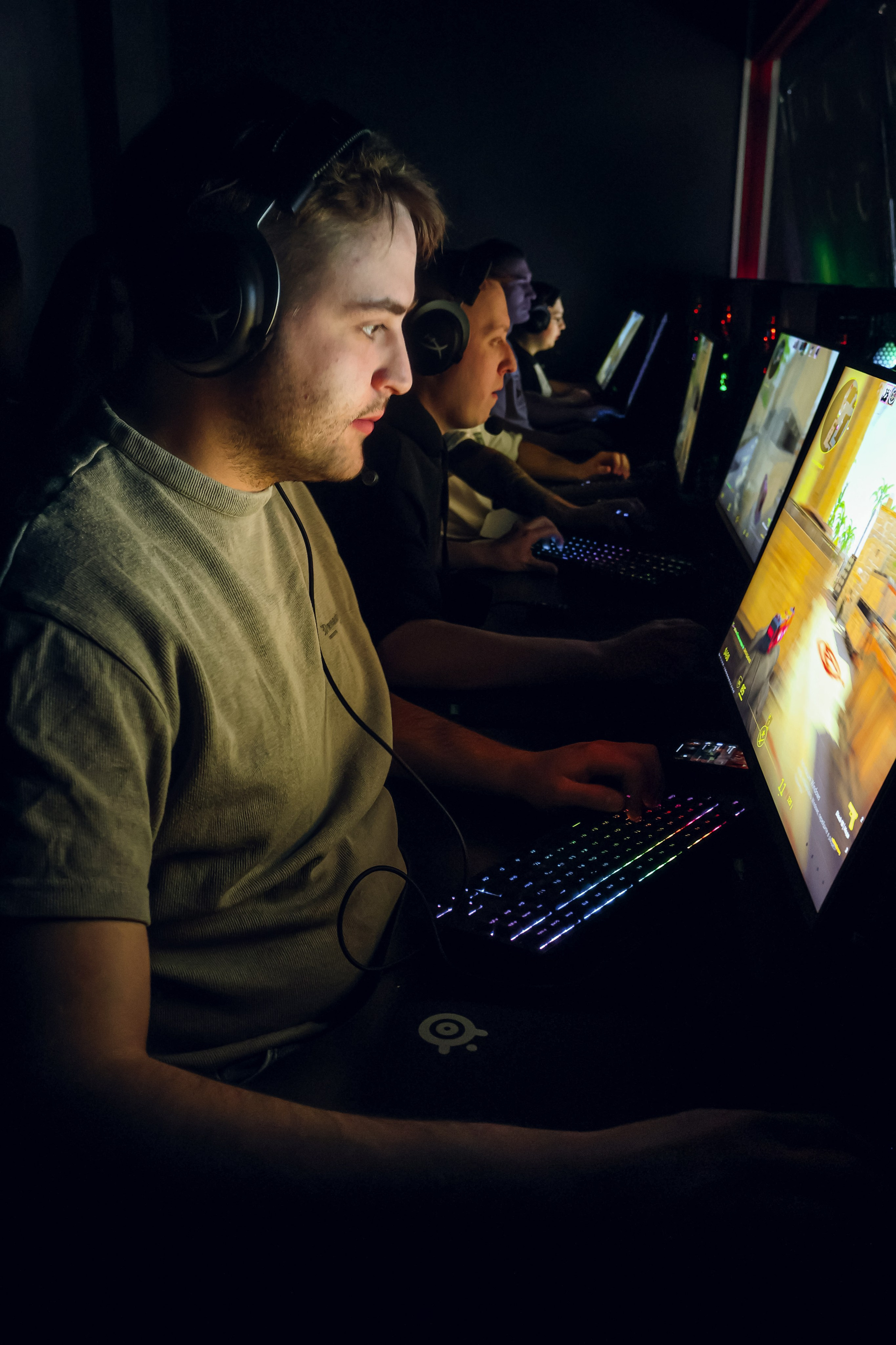 Турнир по киберспорту. Фотограф ChelFedor