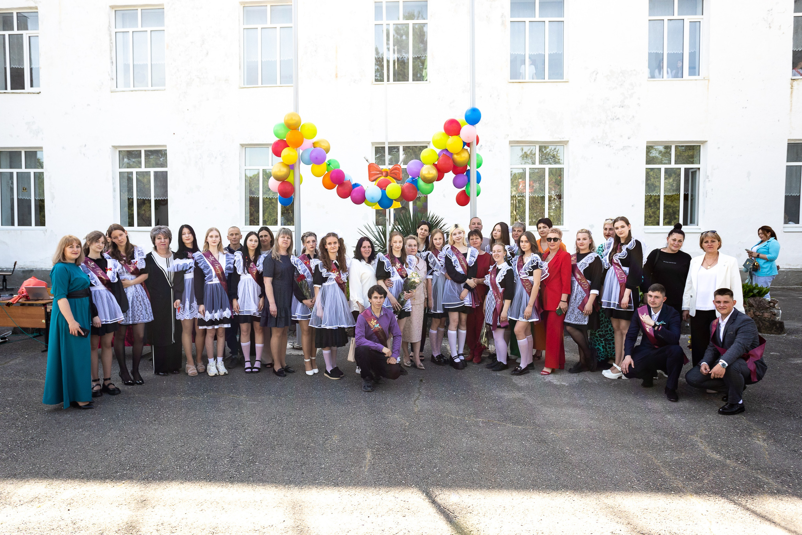 Последний звонок. Выпускные альбомы Майкоп, Краснодар Елена Золотарева