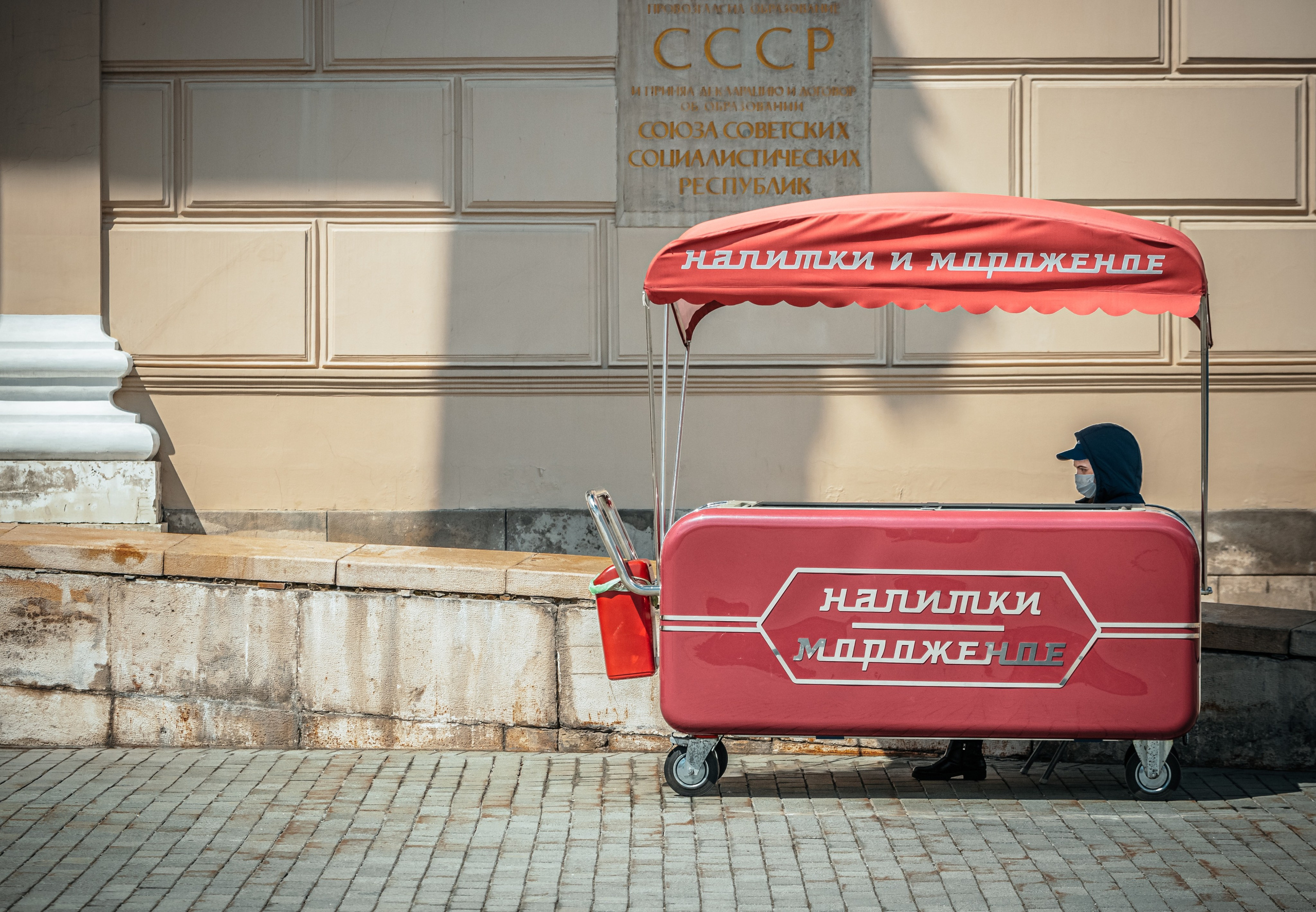 STREET. NE Cinema — backstage and reportage photography in cinema, music, Automotive and sport