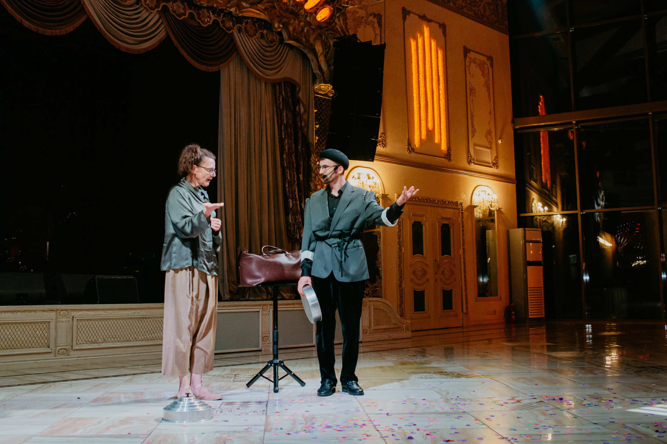 Выпускной. 11 лицей. Фотограф в Челябинске Ополихина Анна