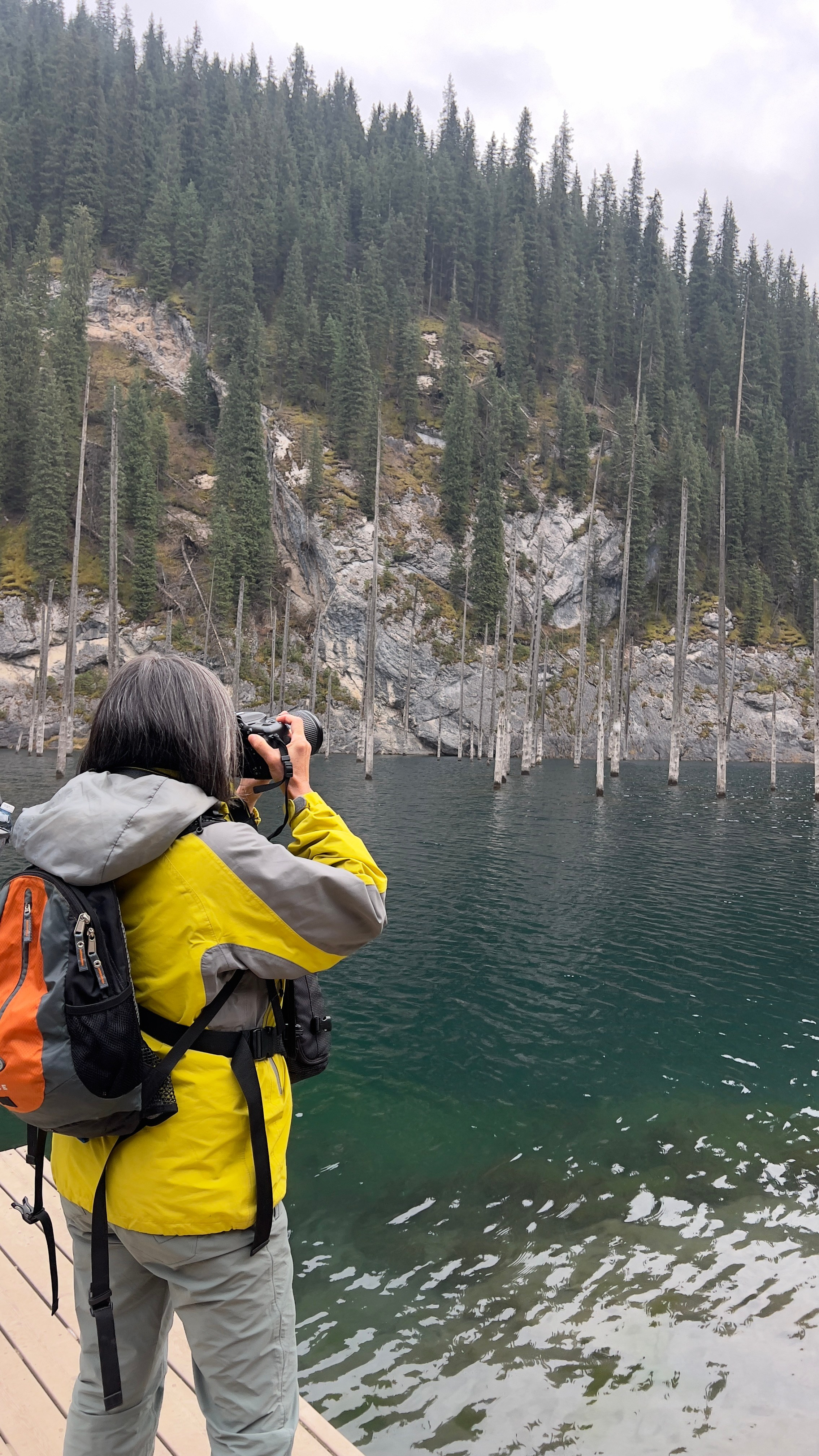 Экскурсия и тур на озеро Каинды, Чарынский каньон и Черный каньон из Алматы