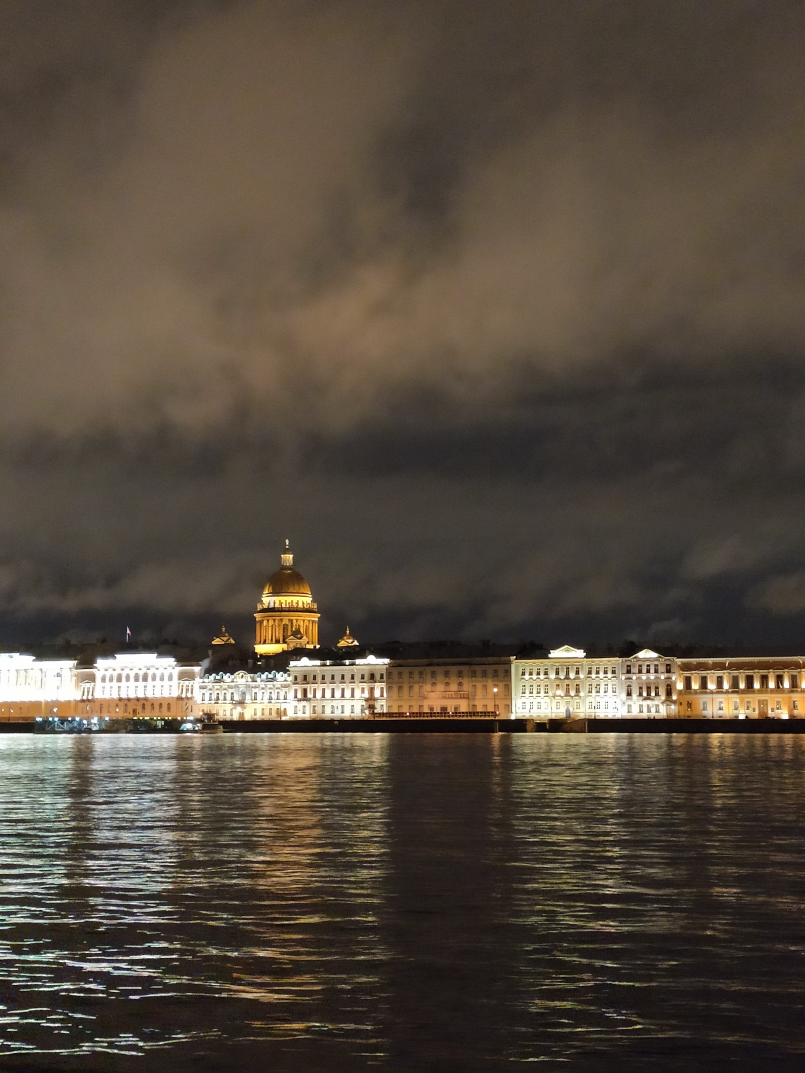 Исаакий на другом берегу