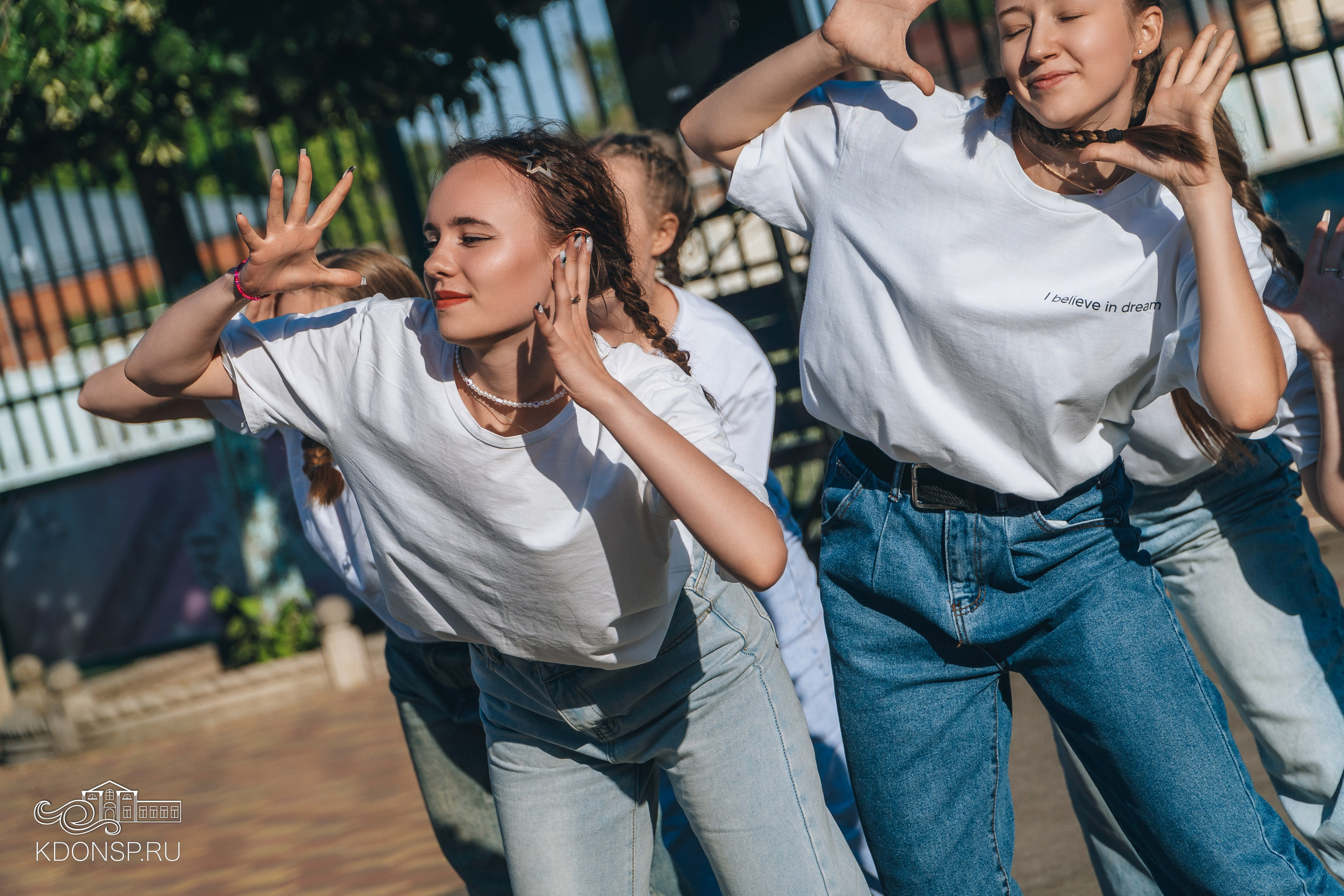 Концертная программа «Жить здорово». Новотитаровский Дом культуры