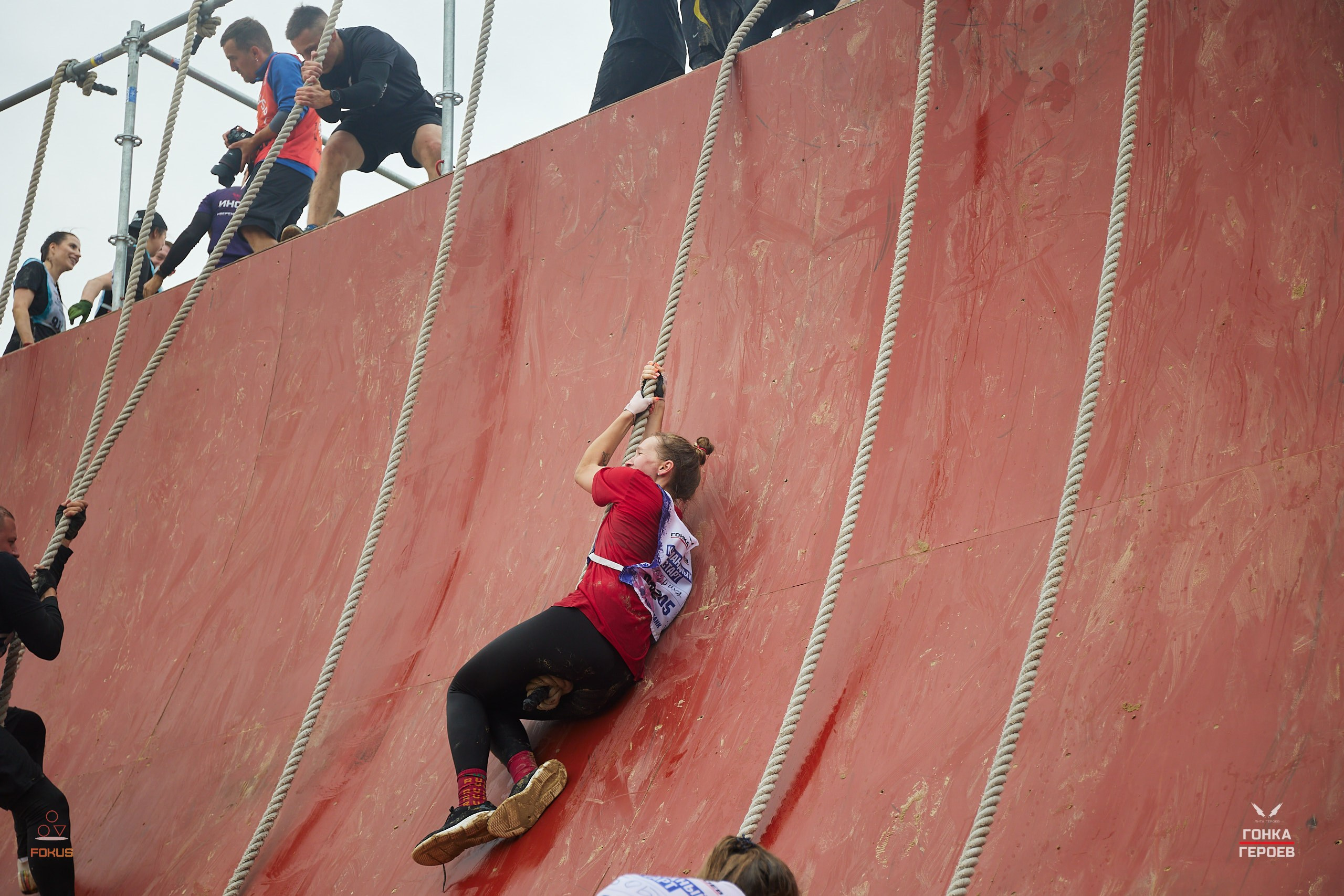 Репортаж с гонки героев 2025 год Мулино. Спортивный фотограф Некрасов Денис