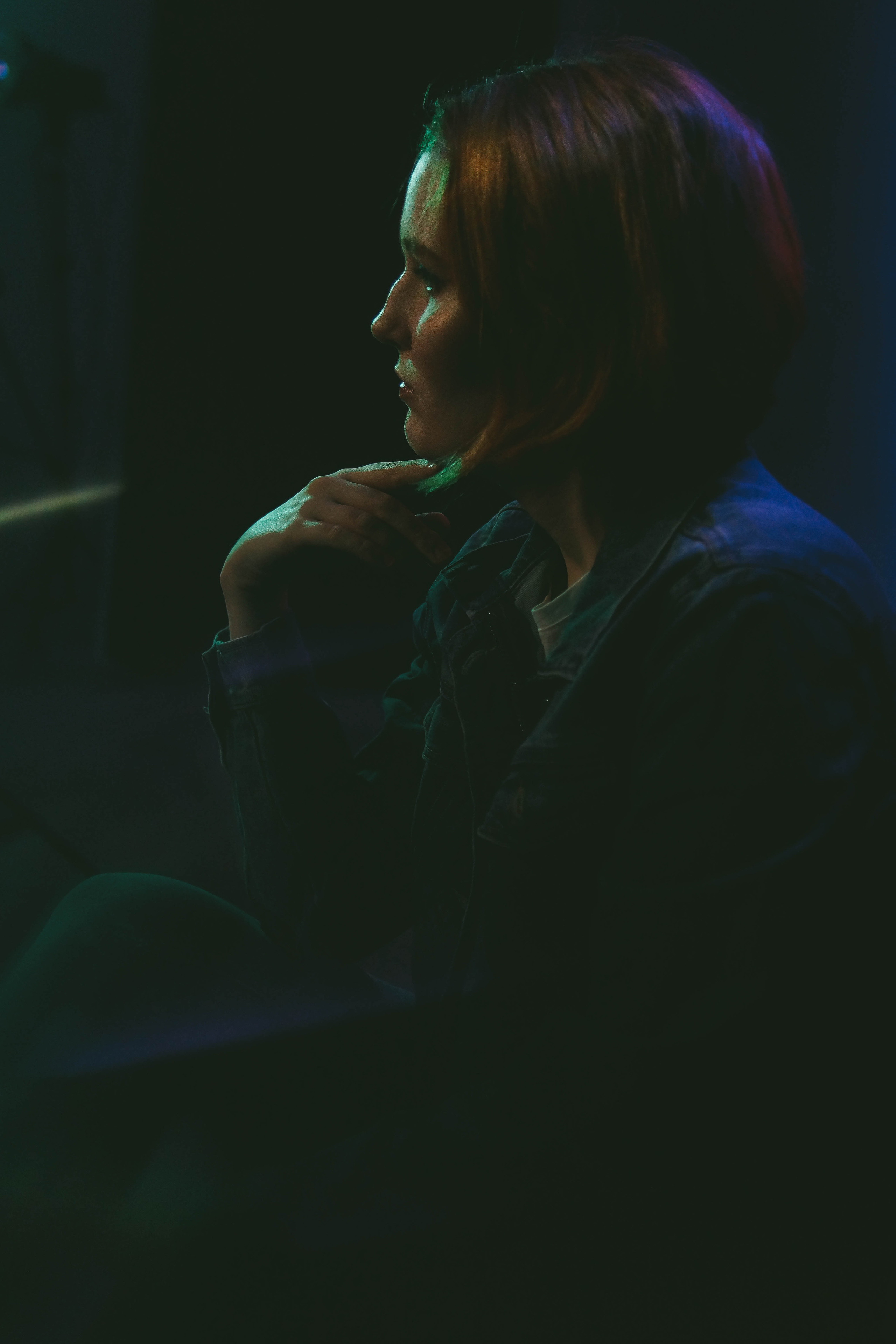 Алиса (неоновая студия, эффект пленки). Maria Karzhak ваш фотограф в Батуми!